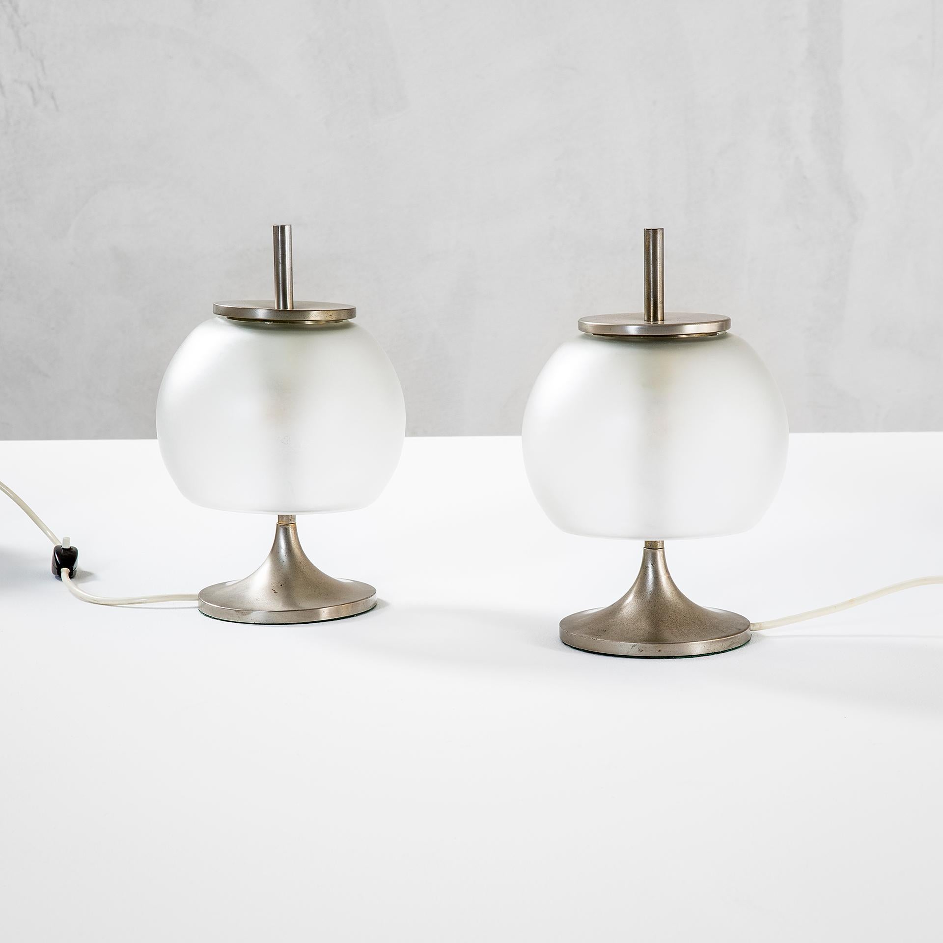 Mid-Century Modern 20th Century Emma Gismondi Schweinberger Artemide Pair of Table Lamps Model Chi  For Sale