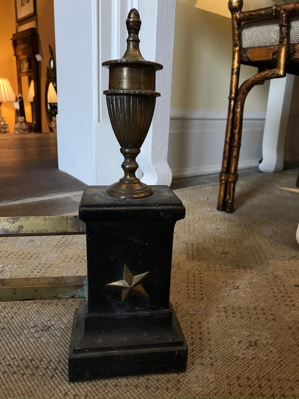 20th Century Empire Style Brass Fireplace Fender with Urn Finial and Star Detail 3