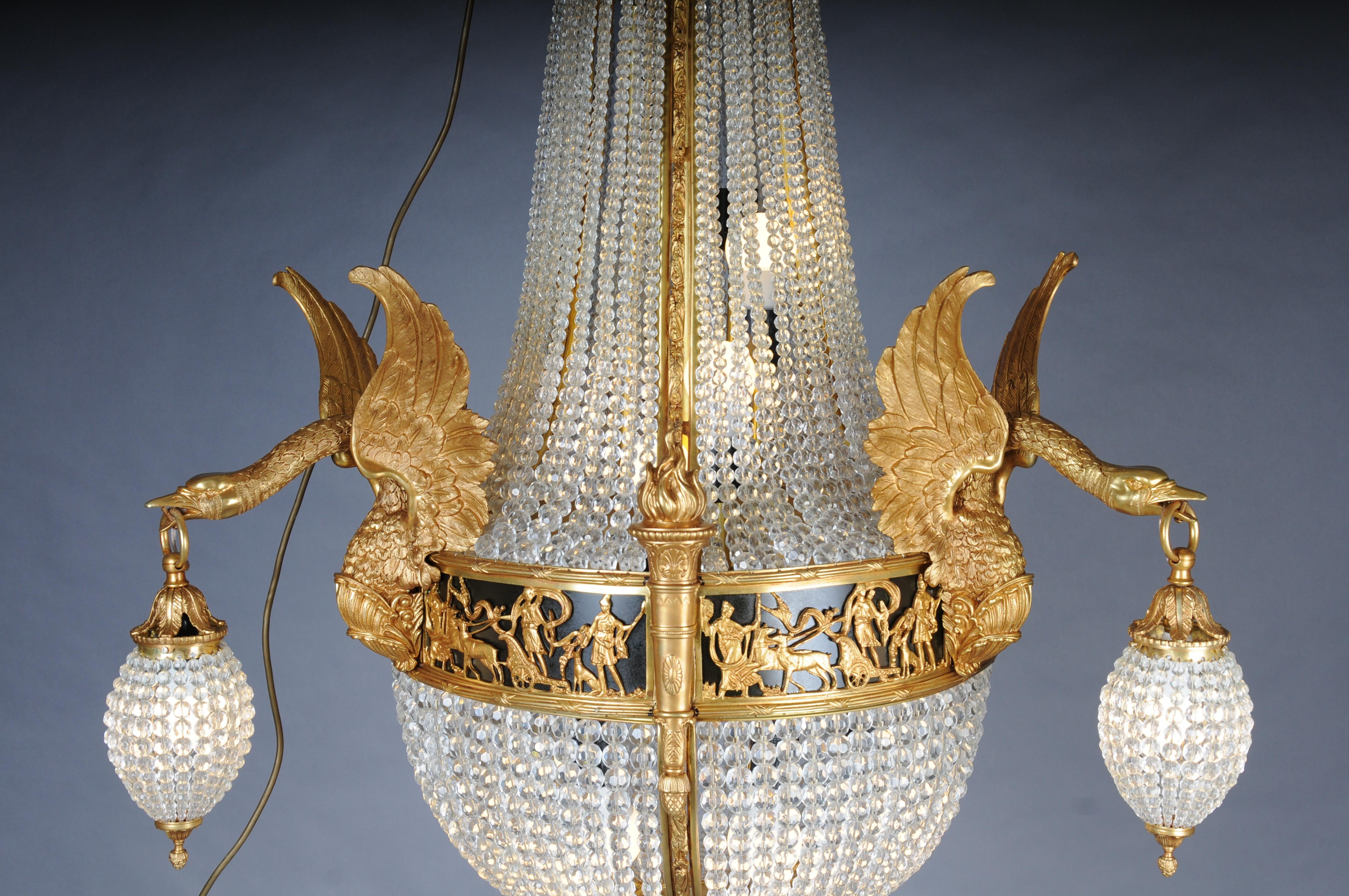 Cisne-velador Imperio del siglo XX, bronce dorado al fuego con cristales de prisma de bola en venta 10