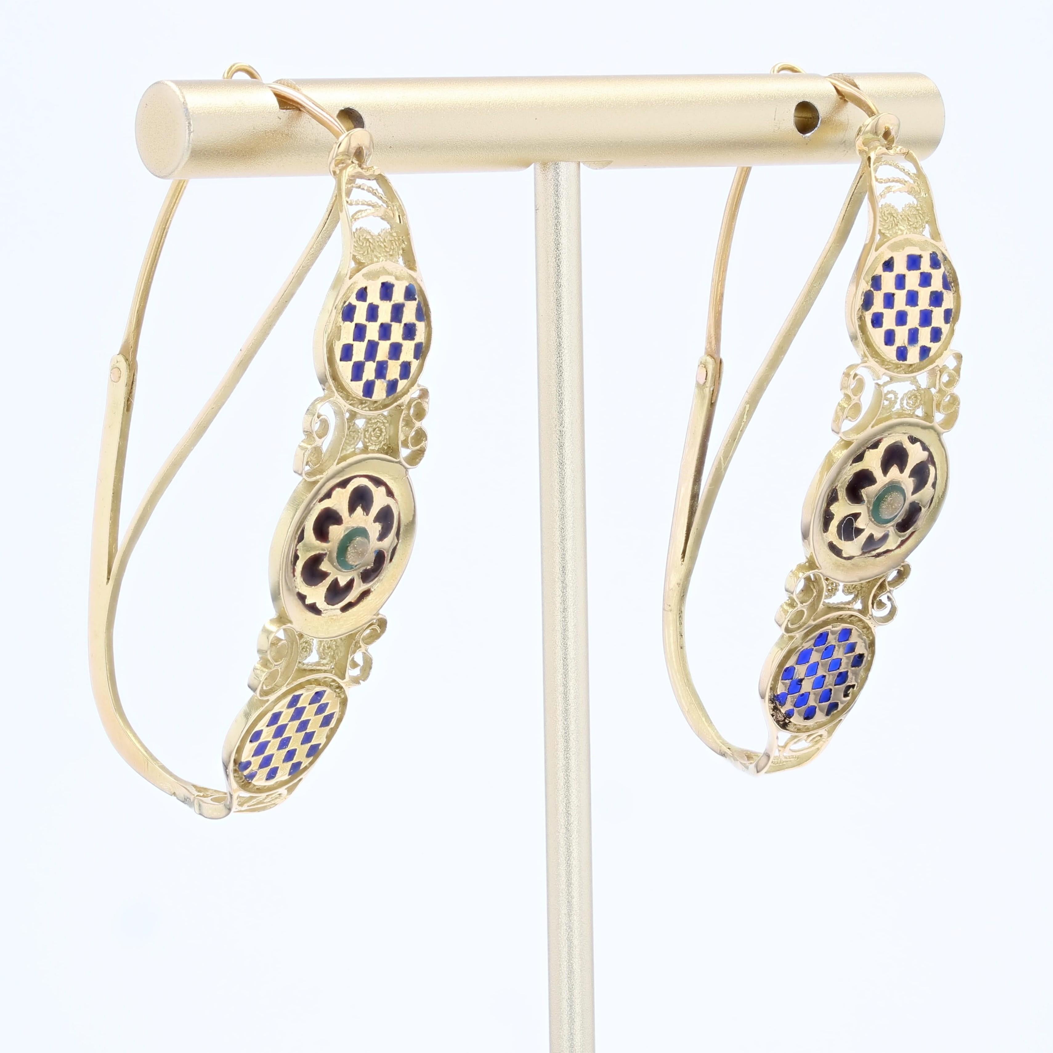 20th Century Enamel 18 Karat Yellow Gold Poissardes Hoop Earrings Damen im Angebot