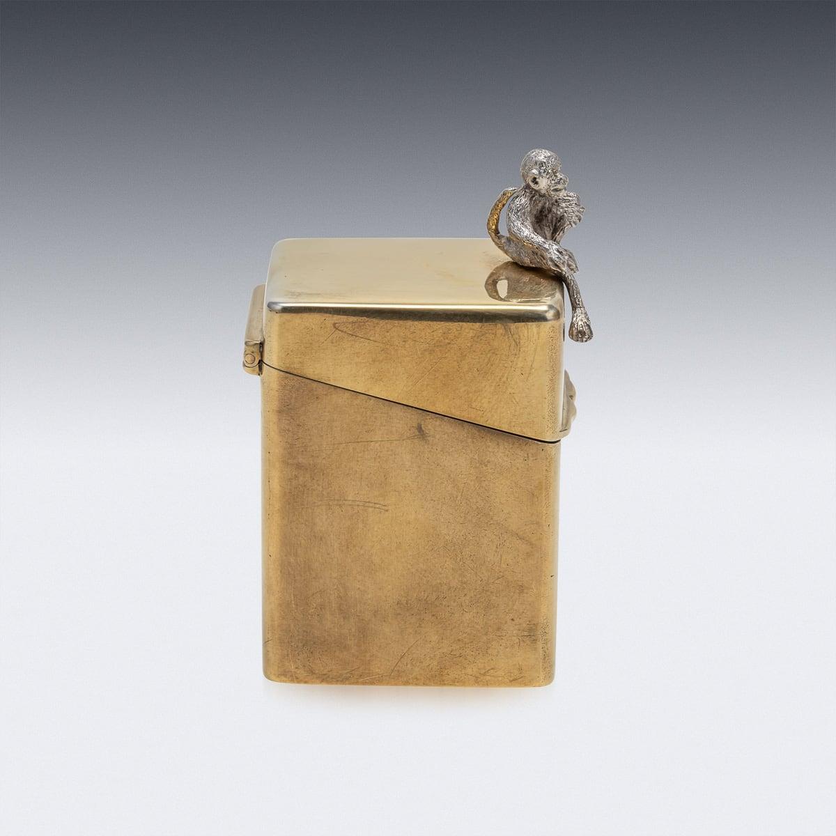 Caja inglesa del siglo XX para frascos de perfume de plata chapada en oro de 22 quilates, William Hornby Chapado en oro en venta