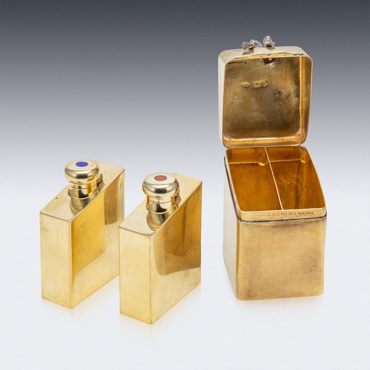 Caja inglesa del siglo XX para frascos de perfume de plata chapada en oro de 22 quilates, William Hornby en venta 3