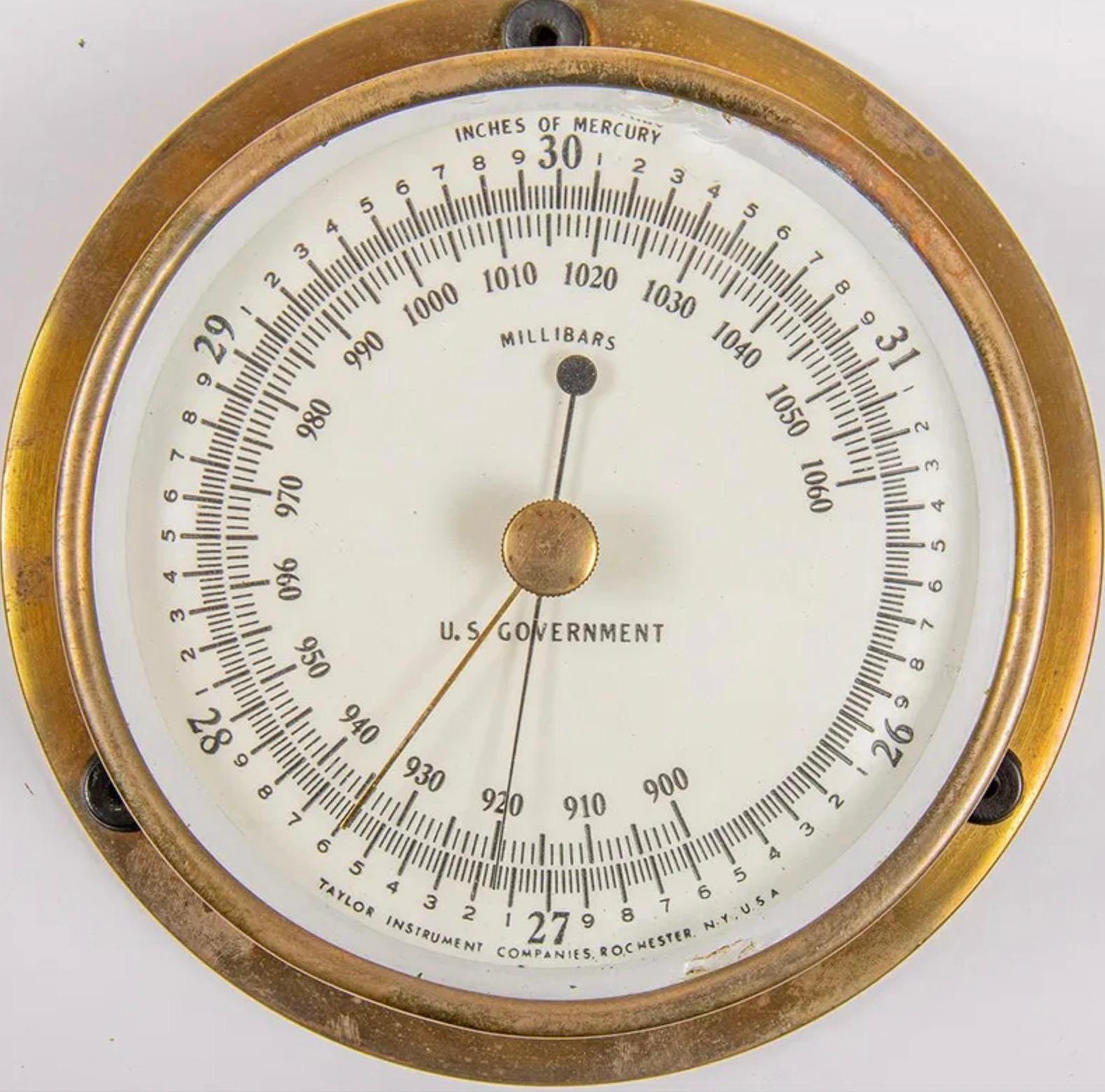 Baromètres de marine en laiton et Oak Oak du 20ème siècle Anglais et Américain Set 3 Bon état - En vente à Kennesaw, GA