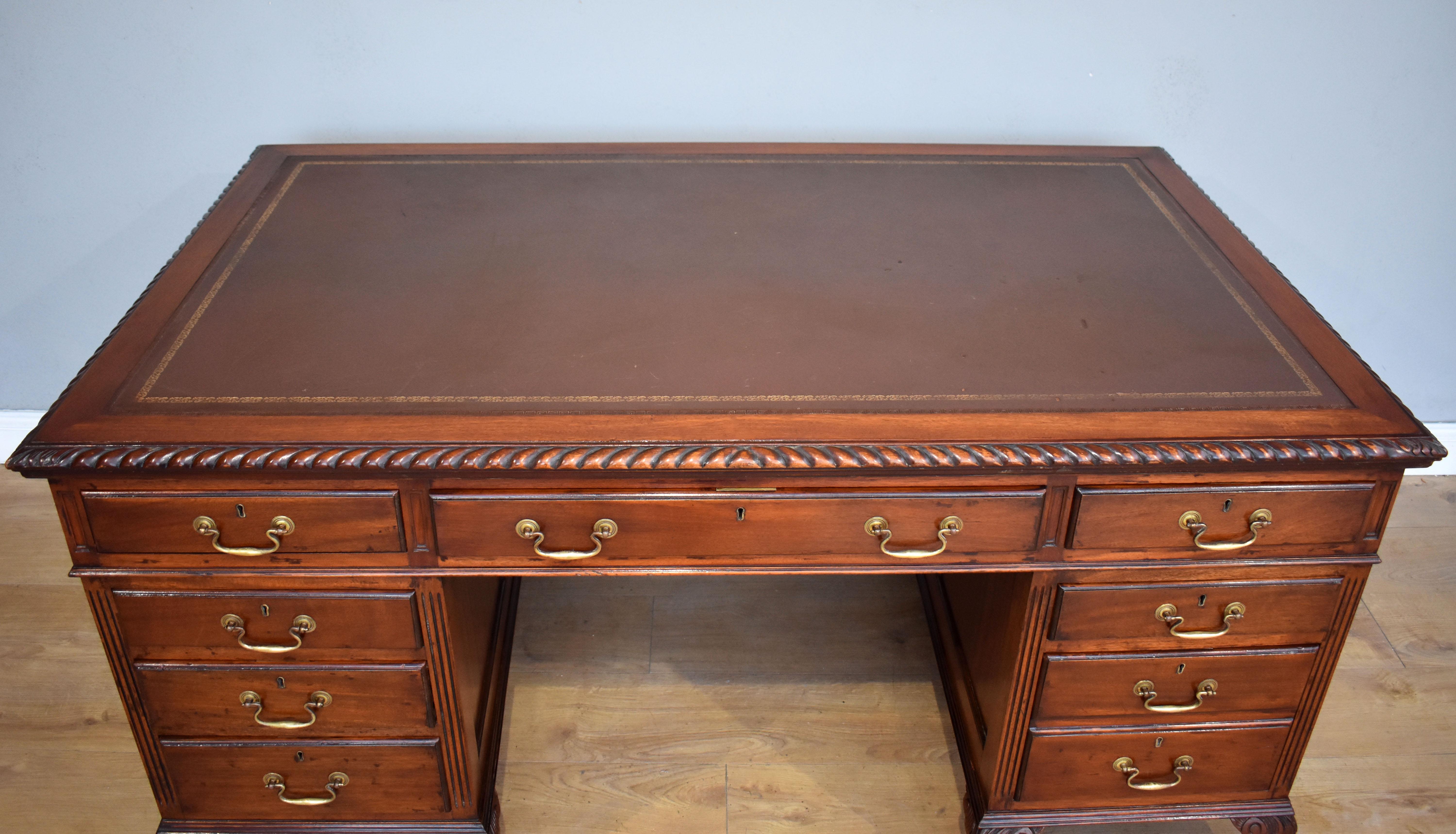 20th Century English Antique Mahogany Chippendale Style Pedestal Desk 3