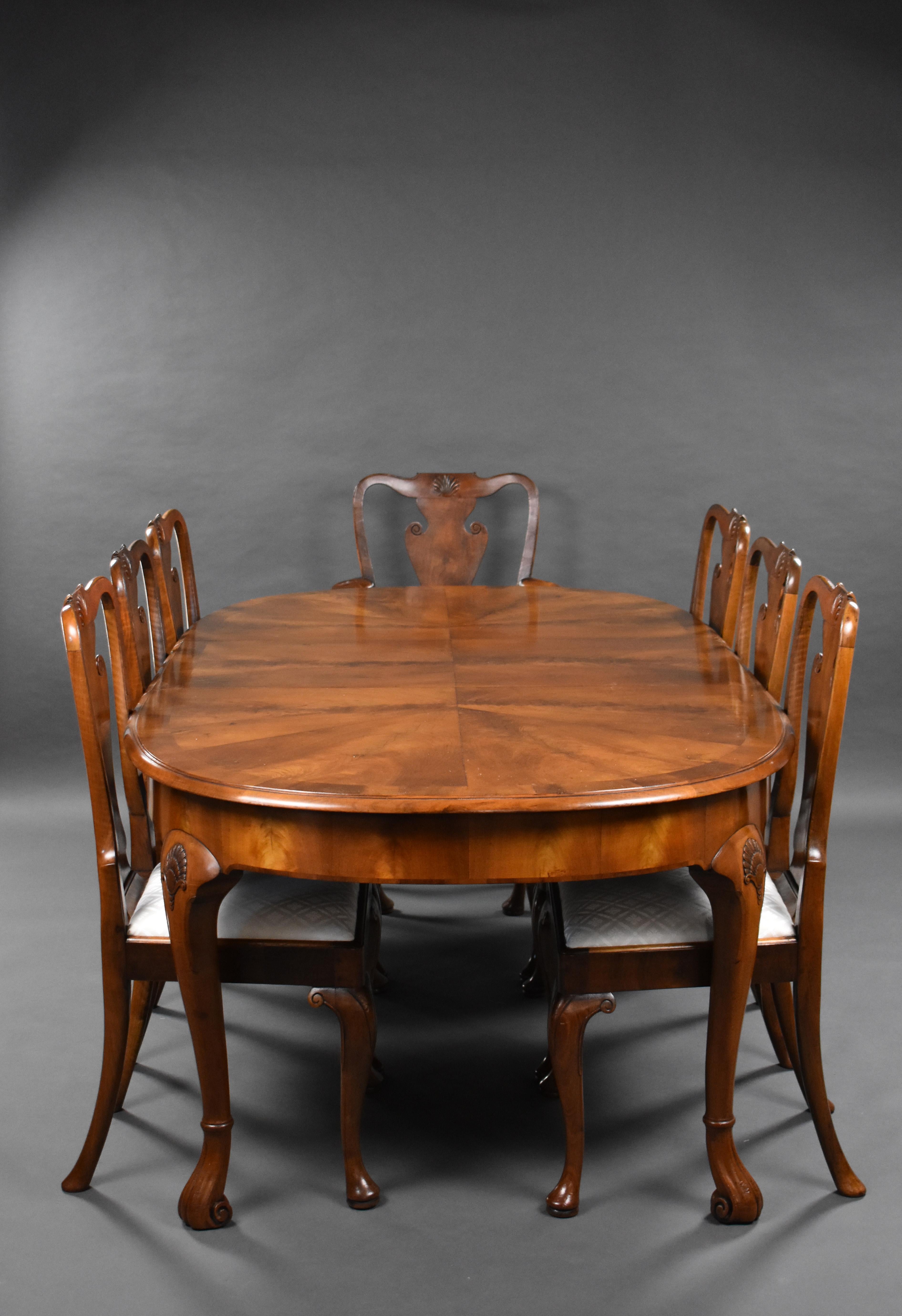 Queen Anne 20th Century English Antique Walnut Extending Dining Table & 8 Chairs