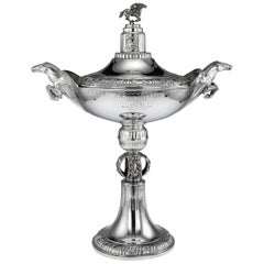 Grande coupe en argent massif « H.M The Kings Cup » Art Déco anglais du 20ème siècle, vers 1932