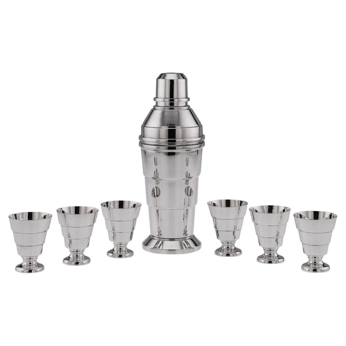20th Century English Art Deco Solid Silver Cocktail Shaker & Beakers, c.1935