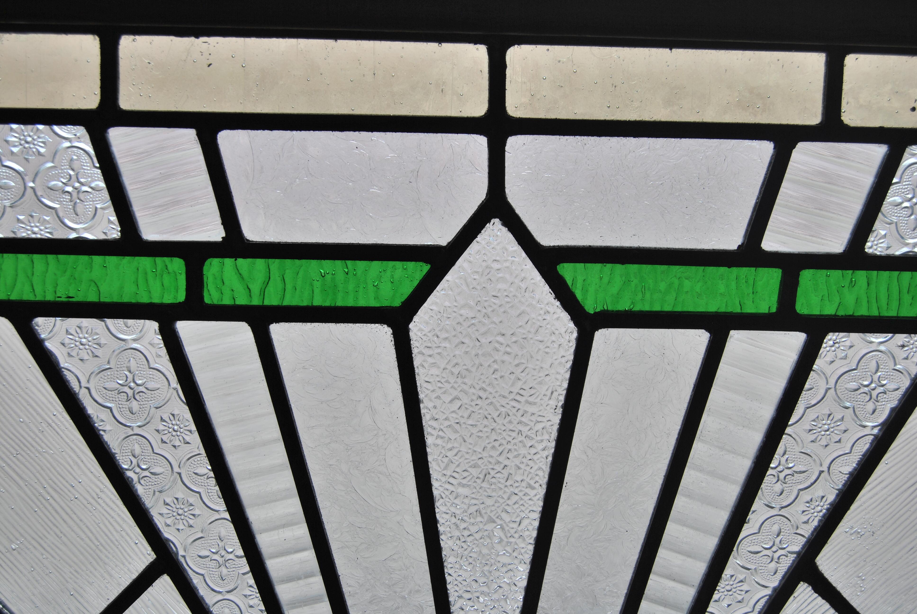 20th Century English Art Deco Style Stained Glass Window In Good Condition In Savannah, GA