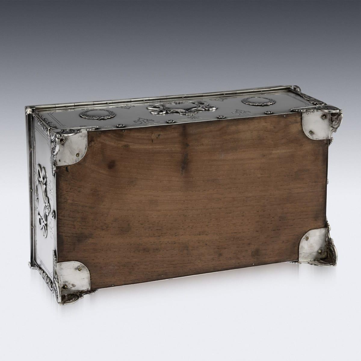 20th Century English Art Nouveau Solid Silver Presentation Cigar Box, circa 1916 For Sale 5