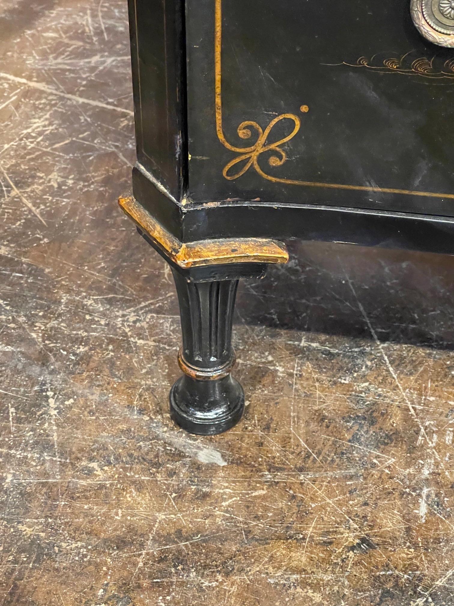 20th Century English Black Lacquered Chinoiserie Commode 3