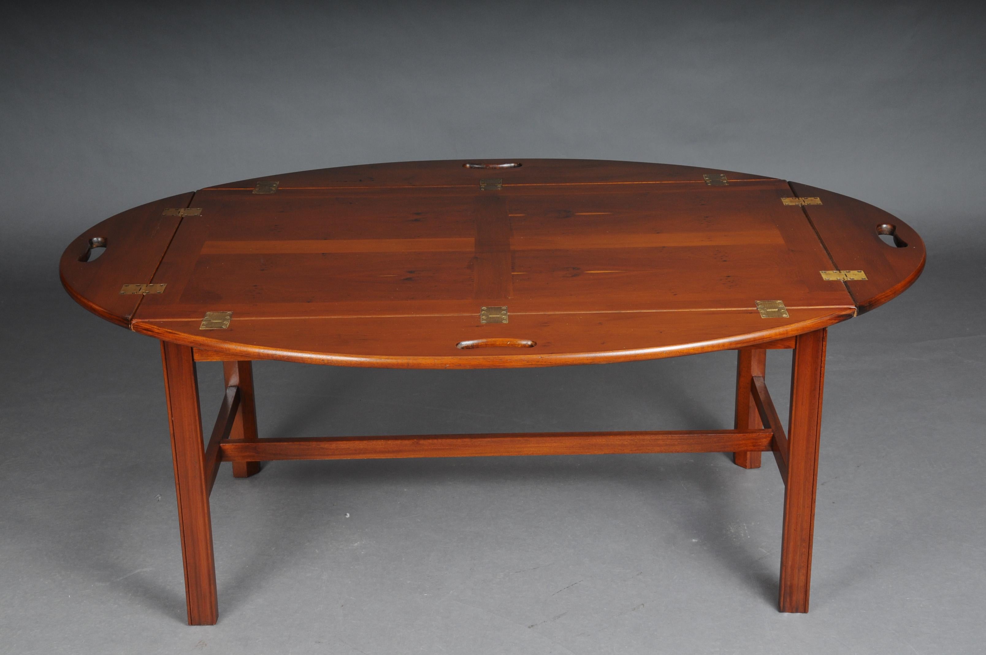 20th Century English Captain's Coffee Table / Table, Yew Tree In Good Condition For Sale In Berlin, DE