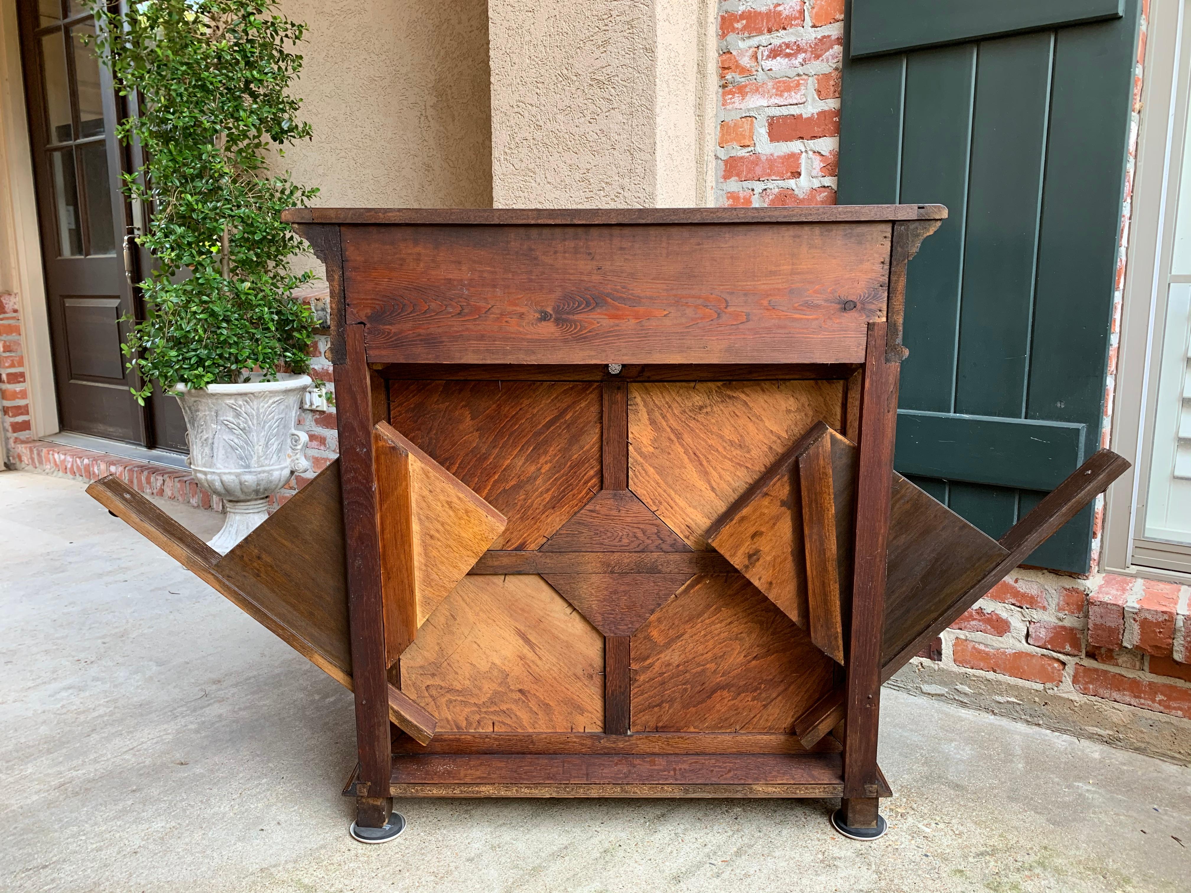 20th Century English Carved Oak Console Hall Table Barley Twist Column Cabinet 13