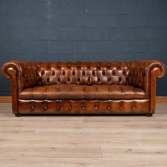 20th Century English Chesterfield Leather Sofa with Button Down Seats, c.1970