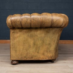 20th Century English Chesterfield Leather Sofa with Button Down Seats, c.1970