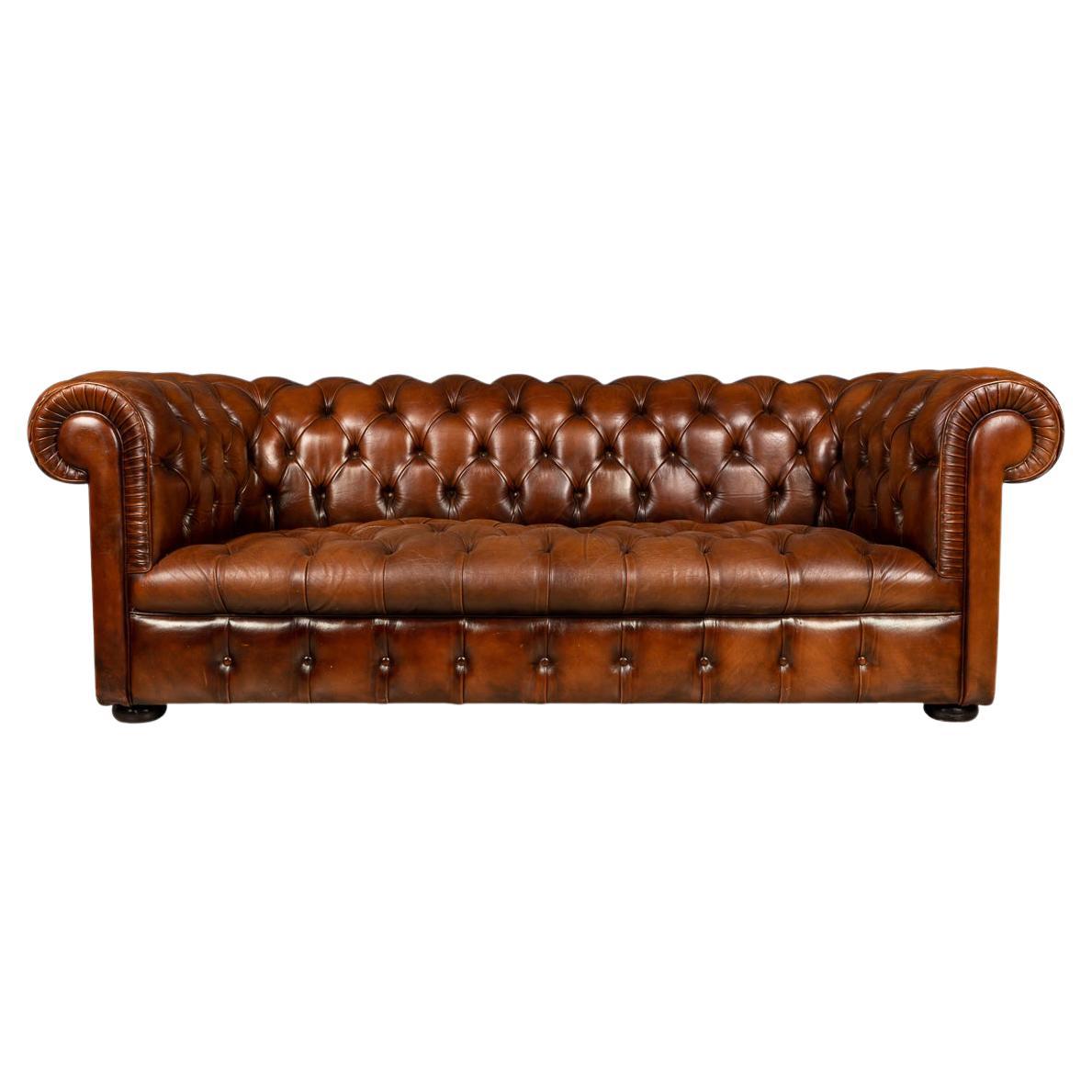 20th Century English Chesterfield Leather Sofa with Button Down Seats, c.1970