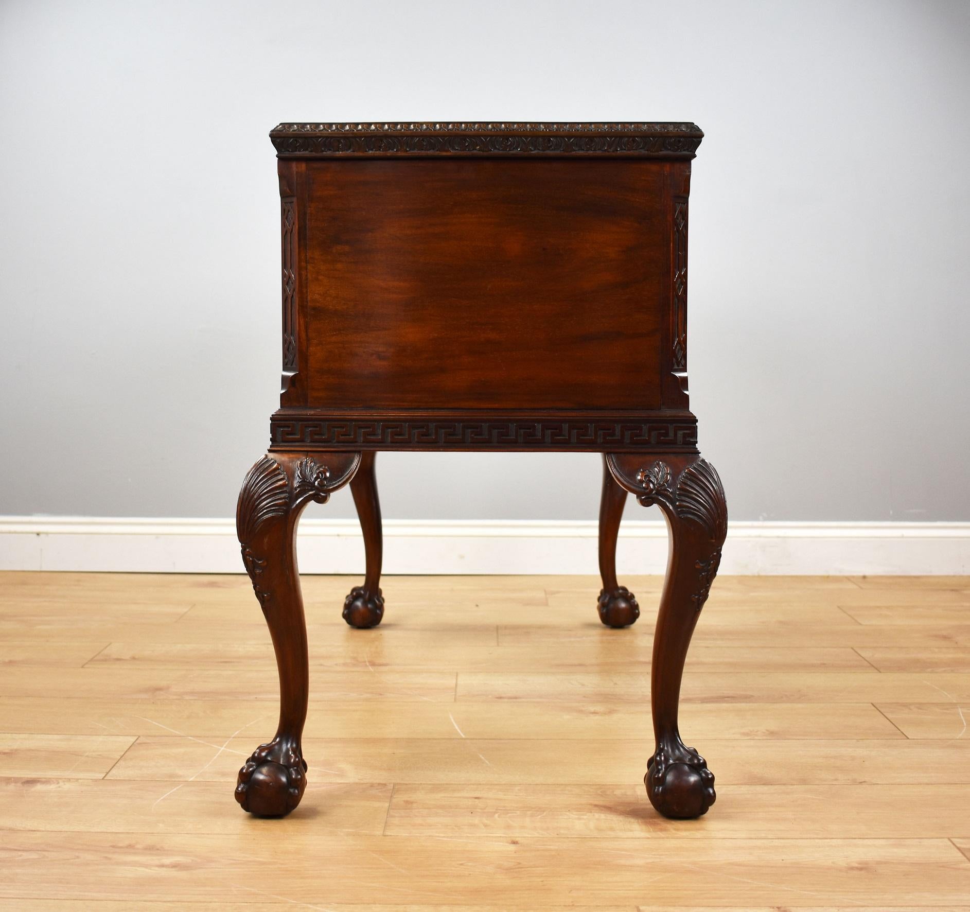 20th Century English Chippendale Flame Mahogany Writing Table 7
