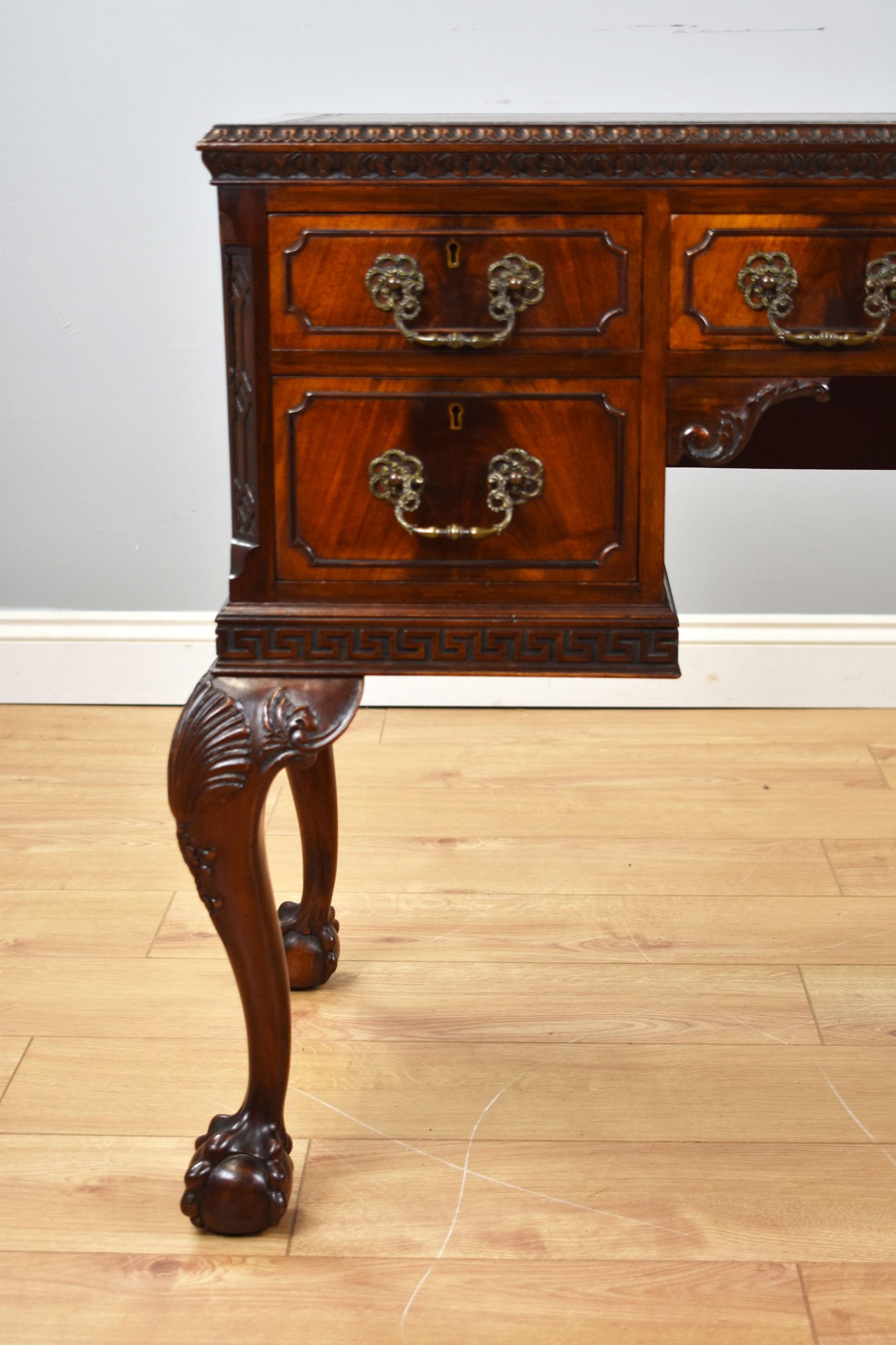 20th Century English Chippendale Flame Mahogany Writing Table 1