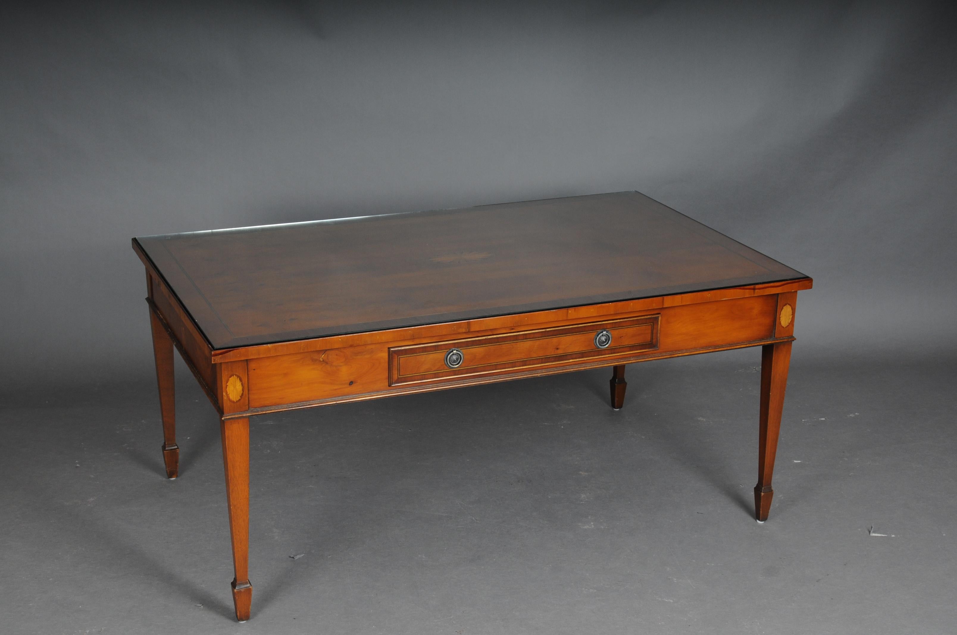 20th Century English Coffee Table / Couch Table, Yew For Sale 8