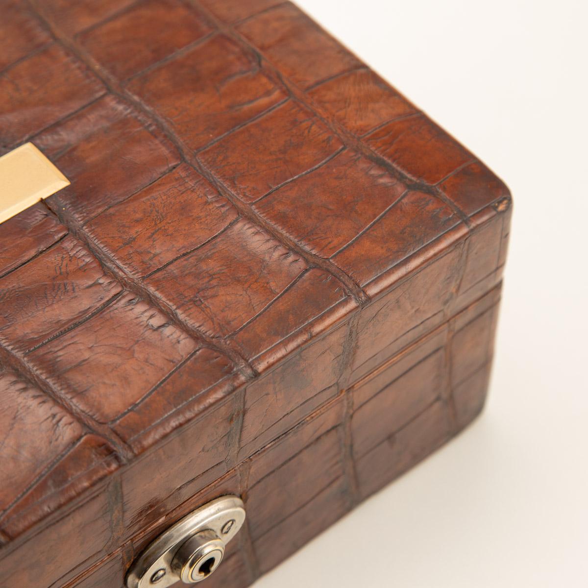 20th Century English Crocodile Travel Jewellery Case, c.1910 12