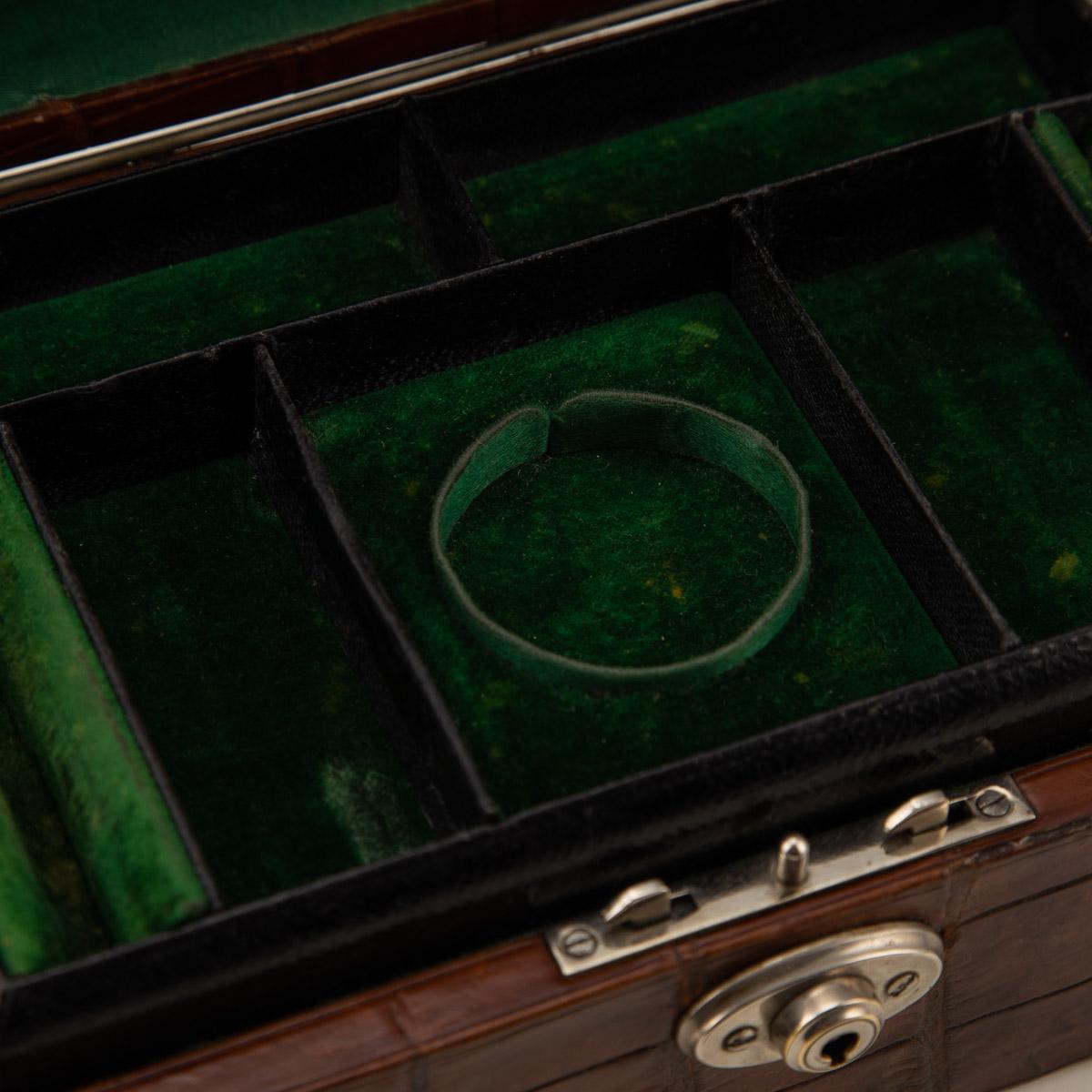 20th Century English Crocodile Travel Jewellery Case, c.1910 4