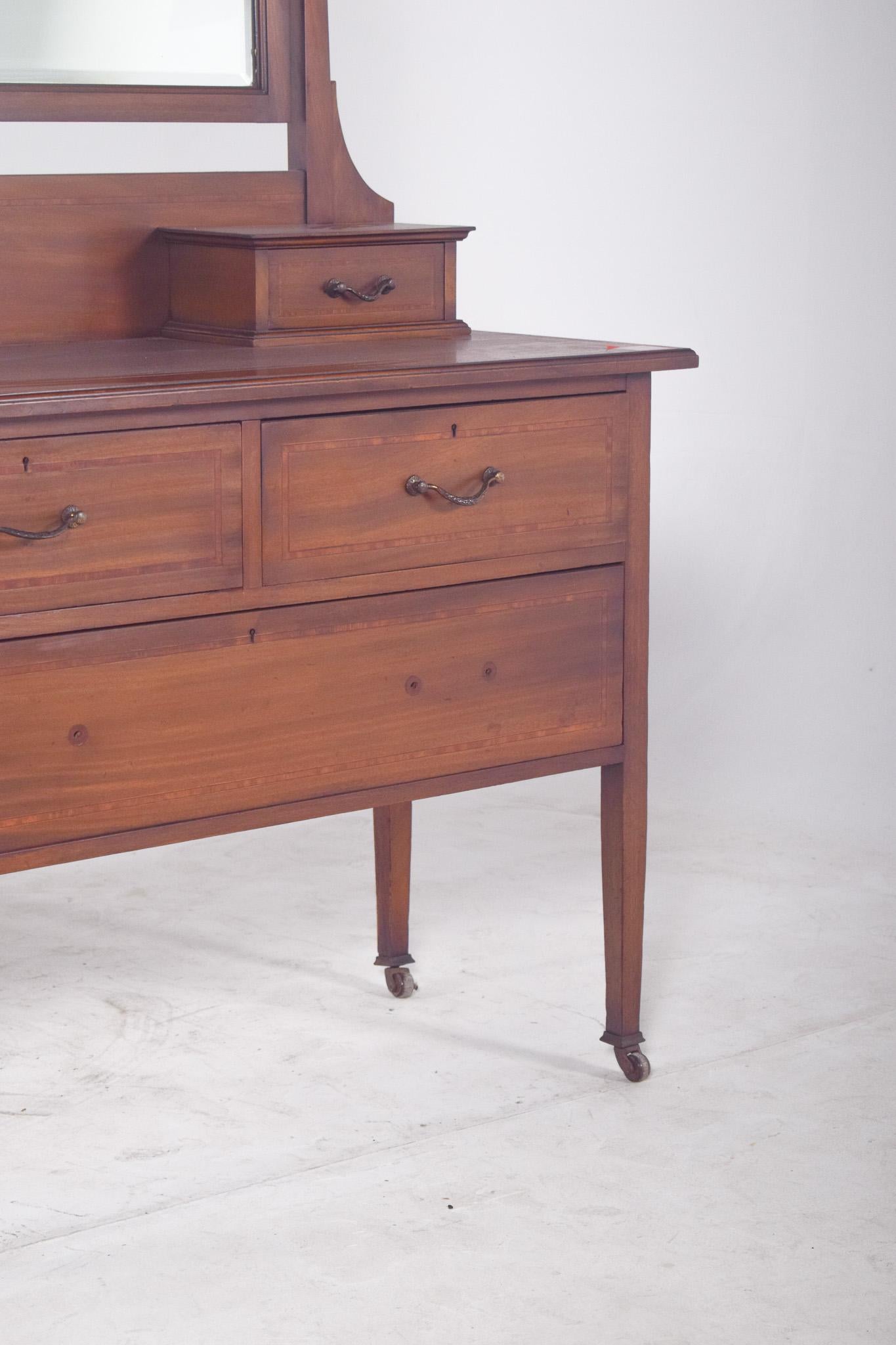 Coiffeuse anglaise du 20e siècle avec miroir Bon état - En vente à Lisboa, Lisboa