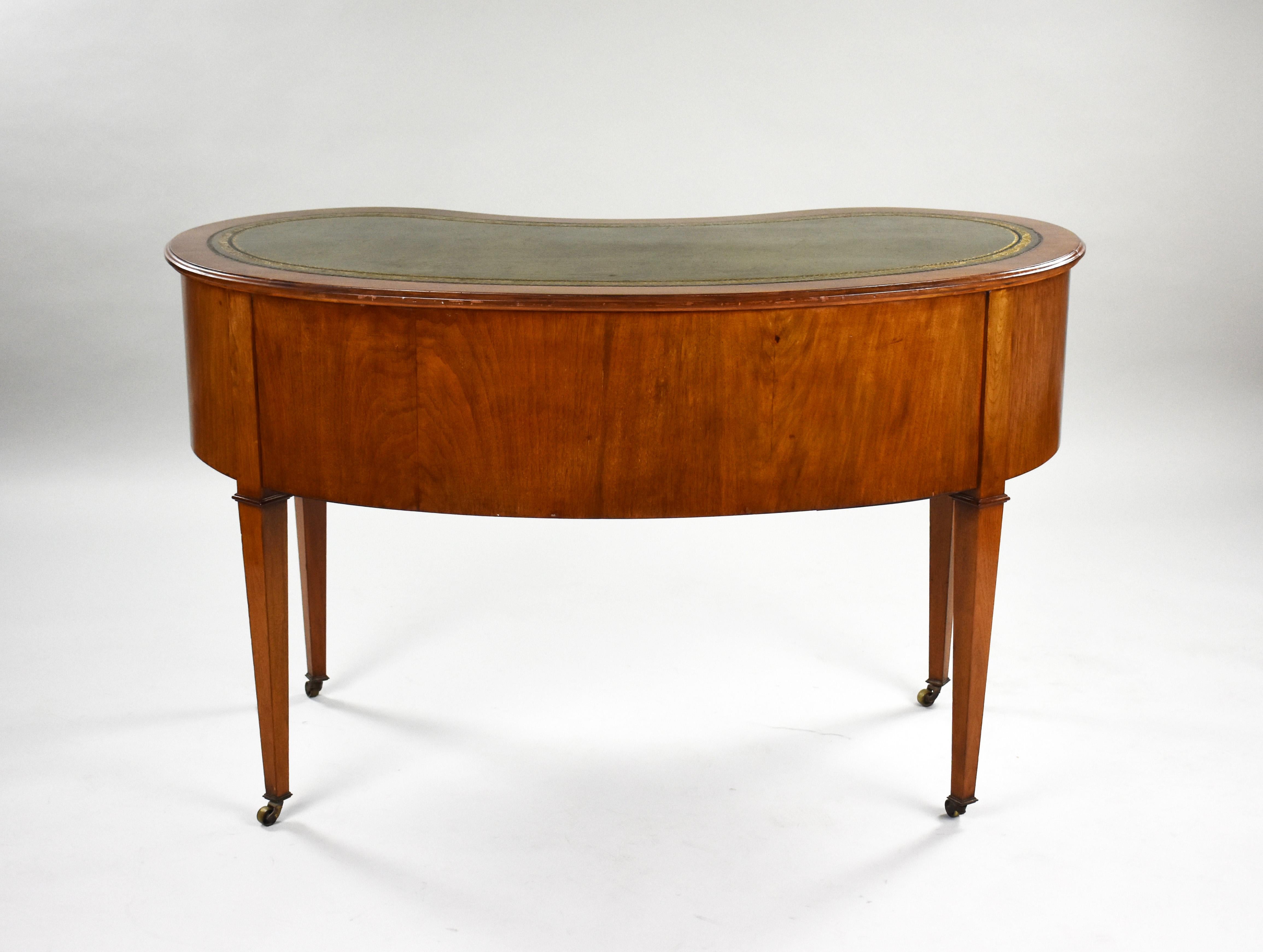 20th Century English Edwardian Mahogany Kidney Shaped Writing Table 3