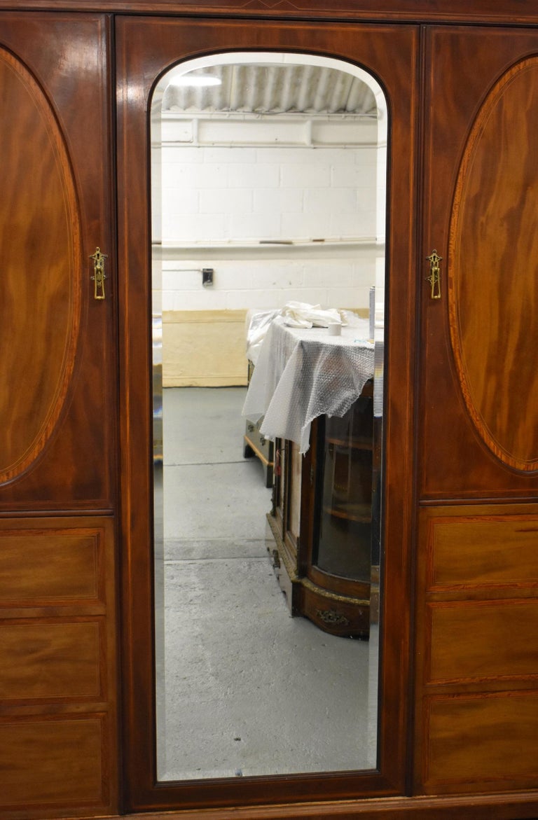 20th Century English Edwardian Mahogany Wardrobe For Sale At 1stdibs