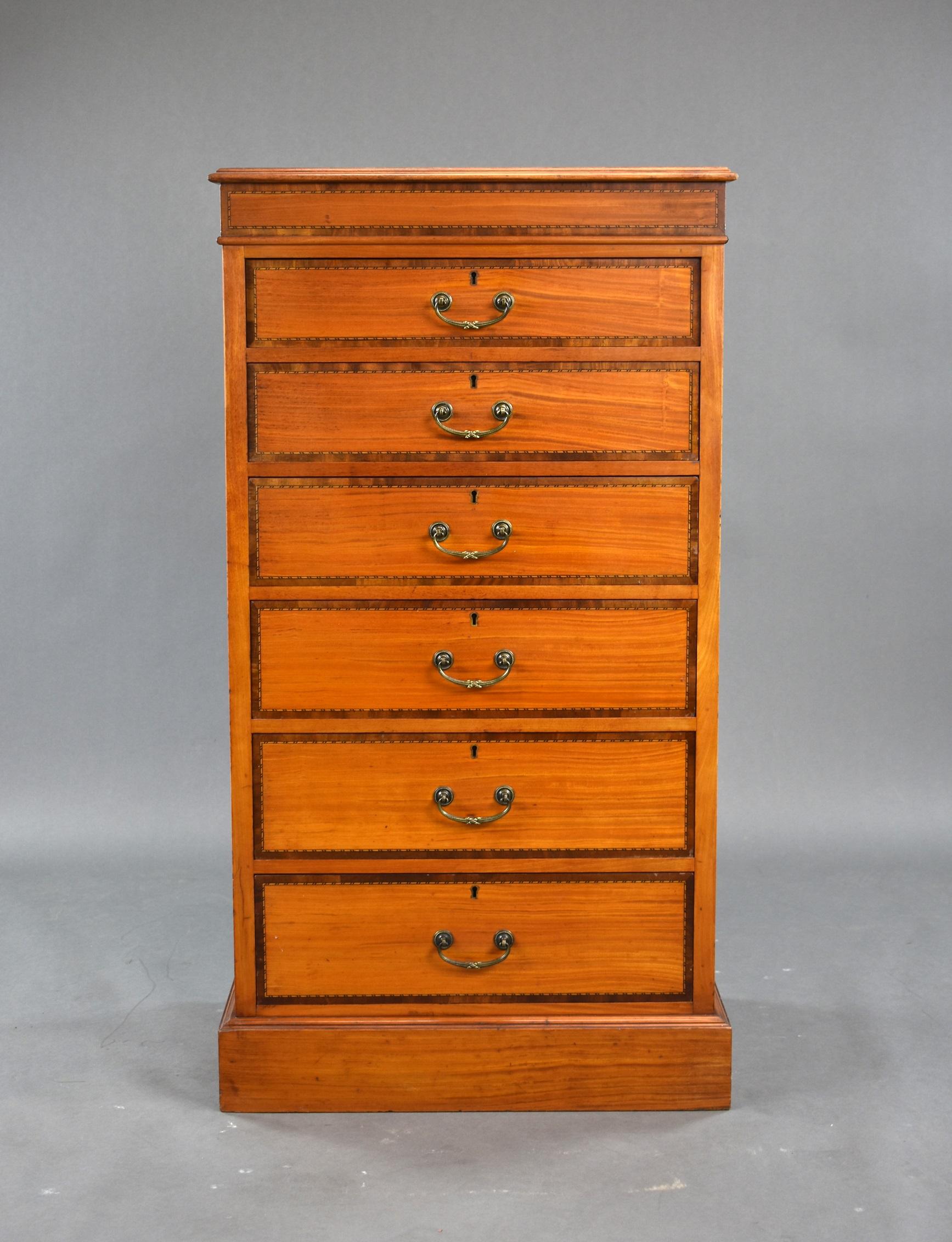 20th Century English Edwardian Satinwood Chest of Drawers For Sale 1