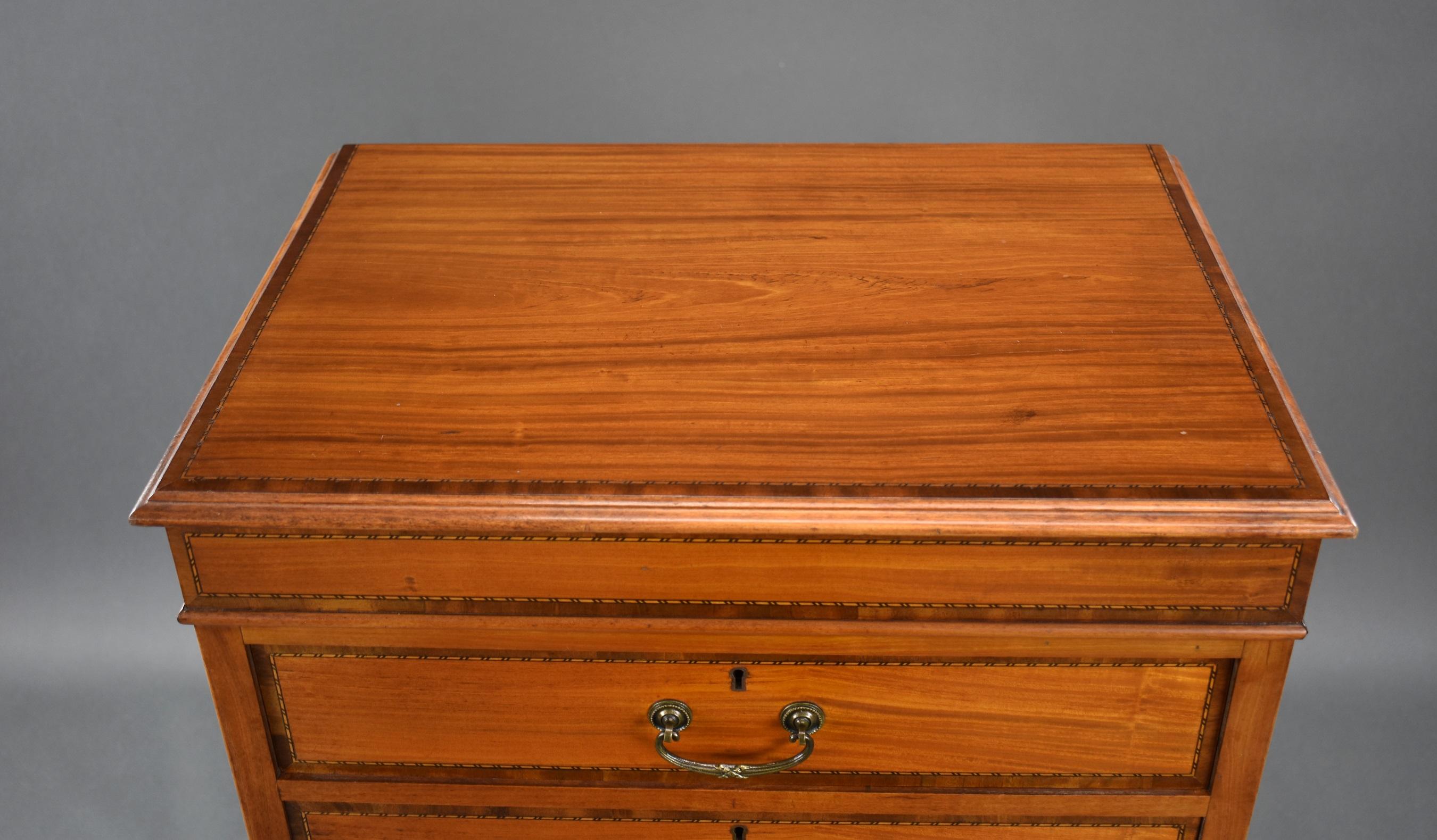 20th Century English Edwardian Satinwood Chest of Drawers For Sale 6