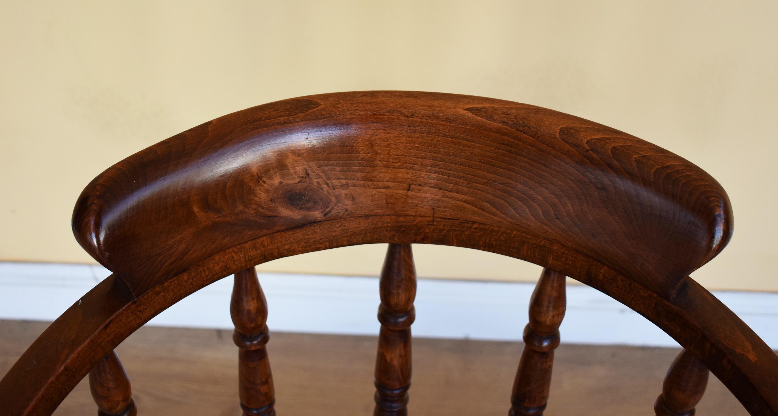 20th Century English Edwardian Solid Oak Swivel Desk Chair 1