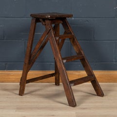 20th Century English Foldable Oak Step Ladder, c.1950
