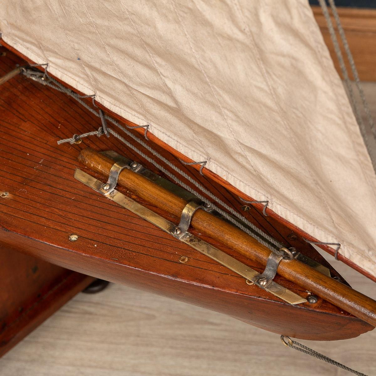 Englische Gaff Rigged Racing-Holz-Boot- Yacht des 20. Jahrhunderts, um 1910 im Angebot 3