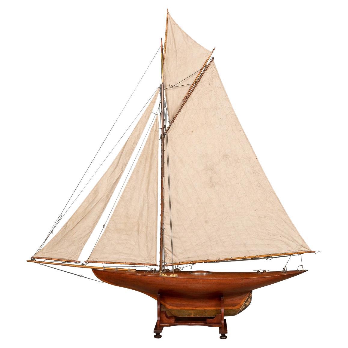 Englische Gaff Rigged Racing-Holz-Boot- Yacht des 20. Jahrhunderts, um 1910