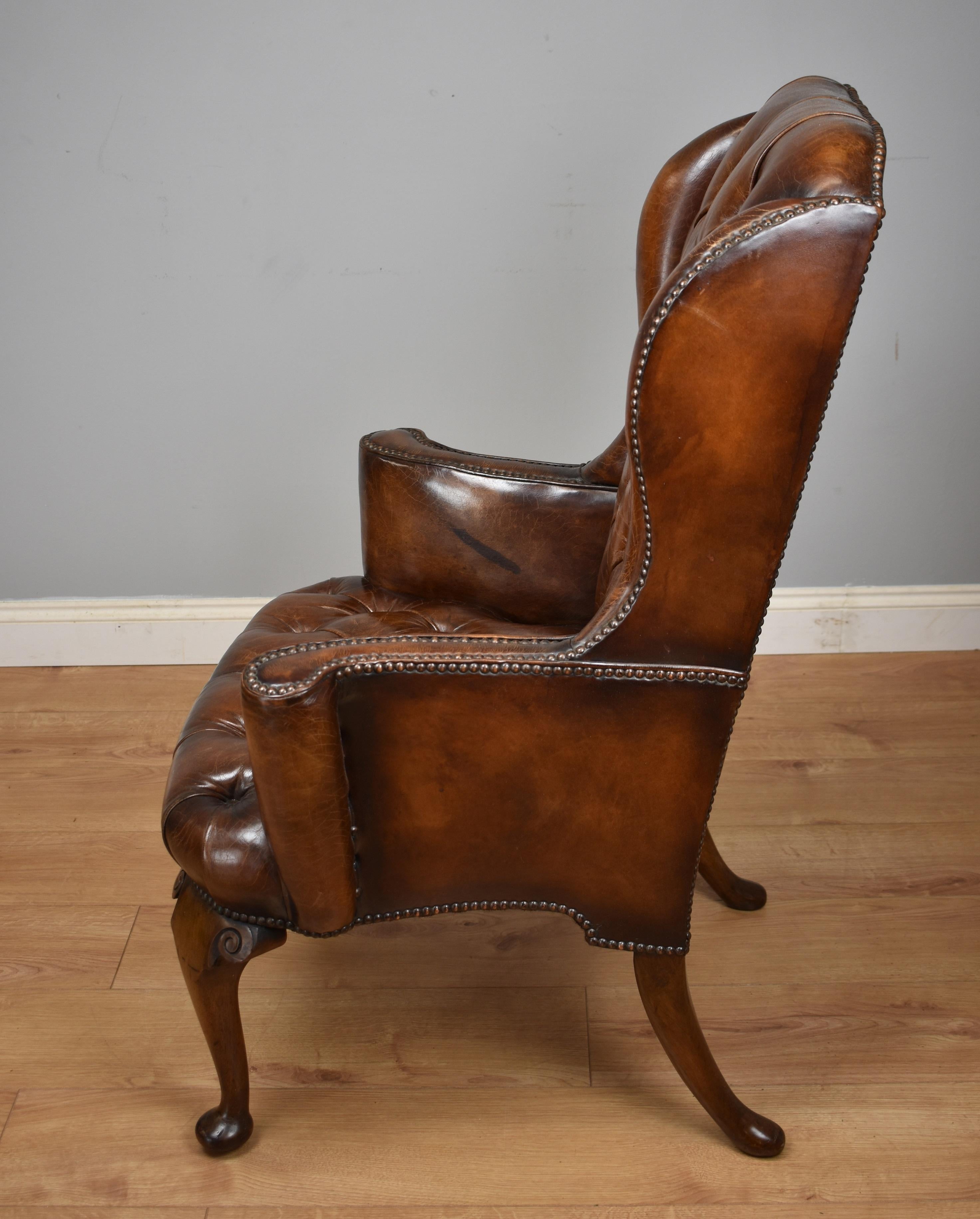 20th Century English Hand Dyed Distressed Brown Leather Wingback Armchair In Excellent Condition In Chelmsford, Essex