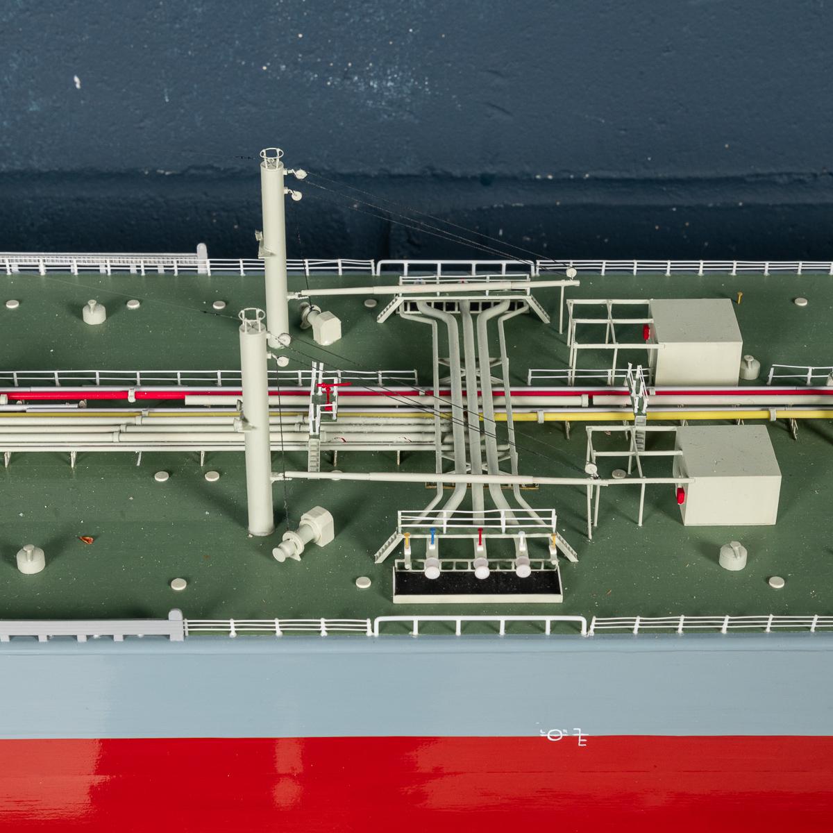 20th Century English Large Model M.T. Casper Trader Monrovia Oil Tanker, c.1970 9
