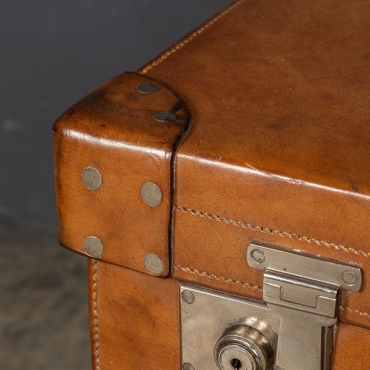 20th Century English Leather Trunk On Metal Stand, c1910 For Sale 7