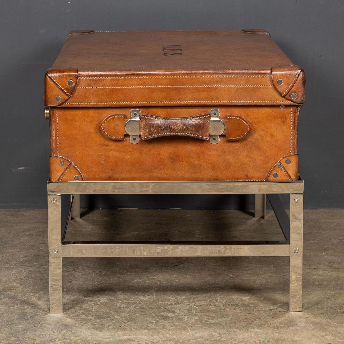 British 20th Century English Leather Trunk On Metal Stand, c1910 For Sale
