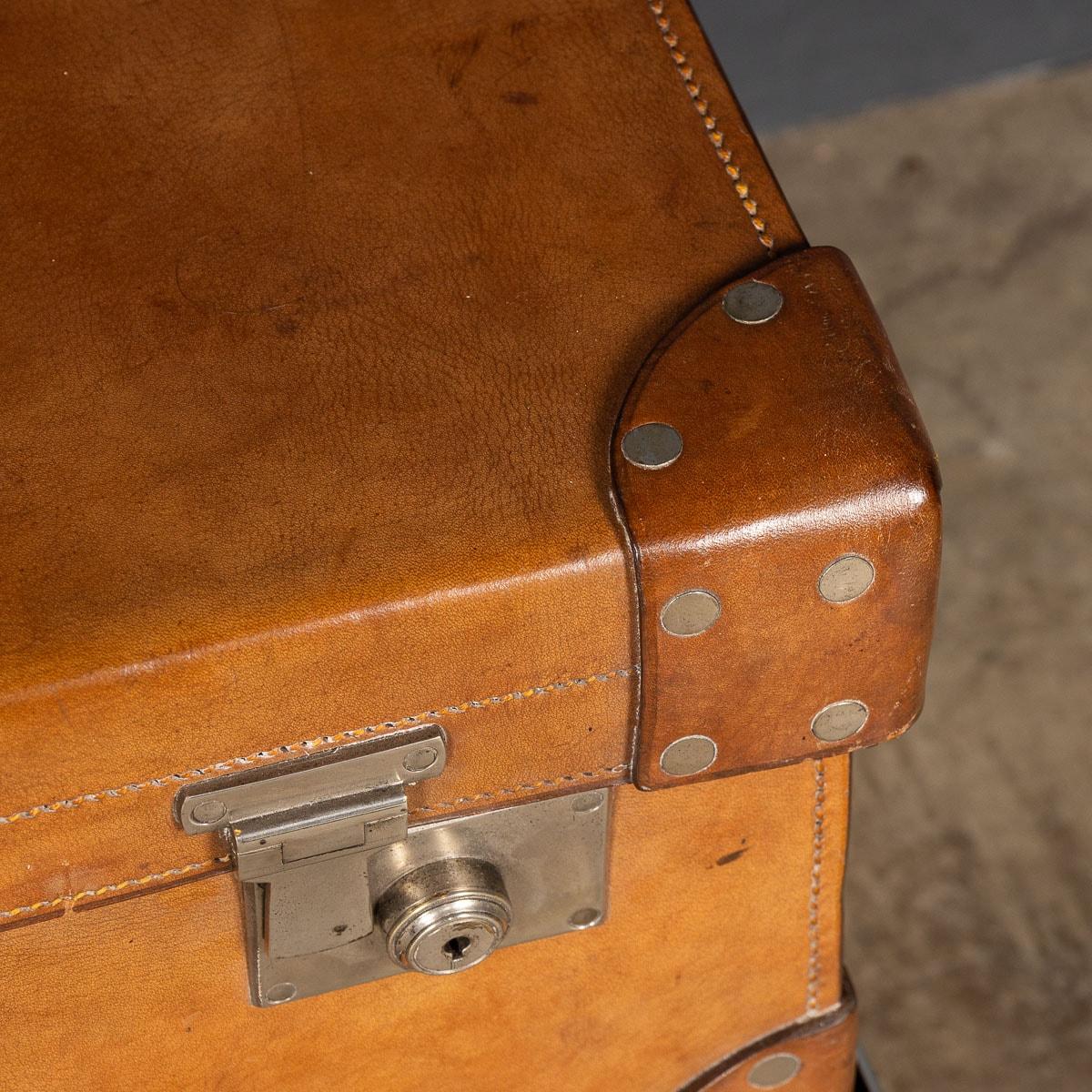 20th Century English Leather Trunk On Metal Stand, c.1910 For Sale 5