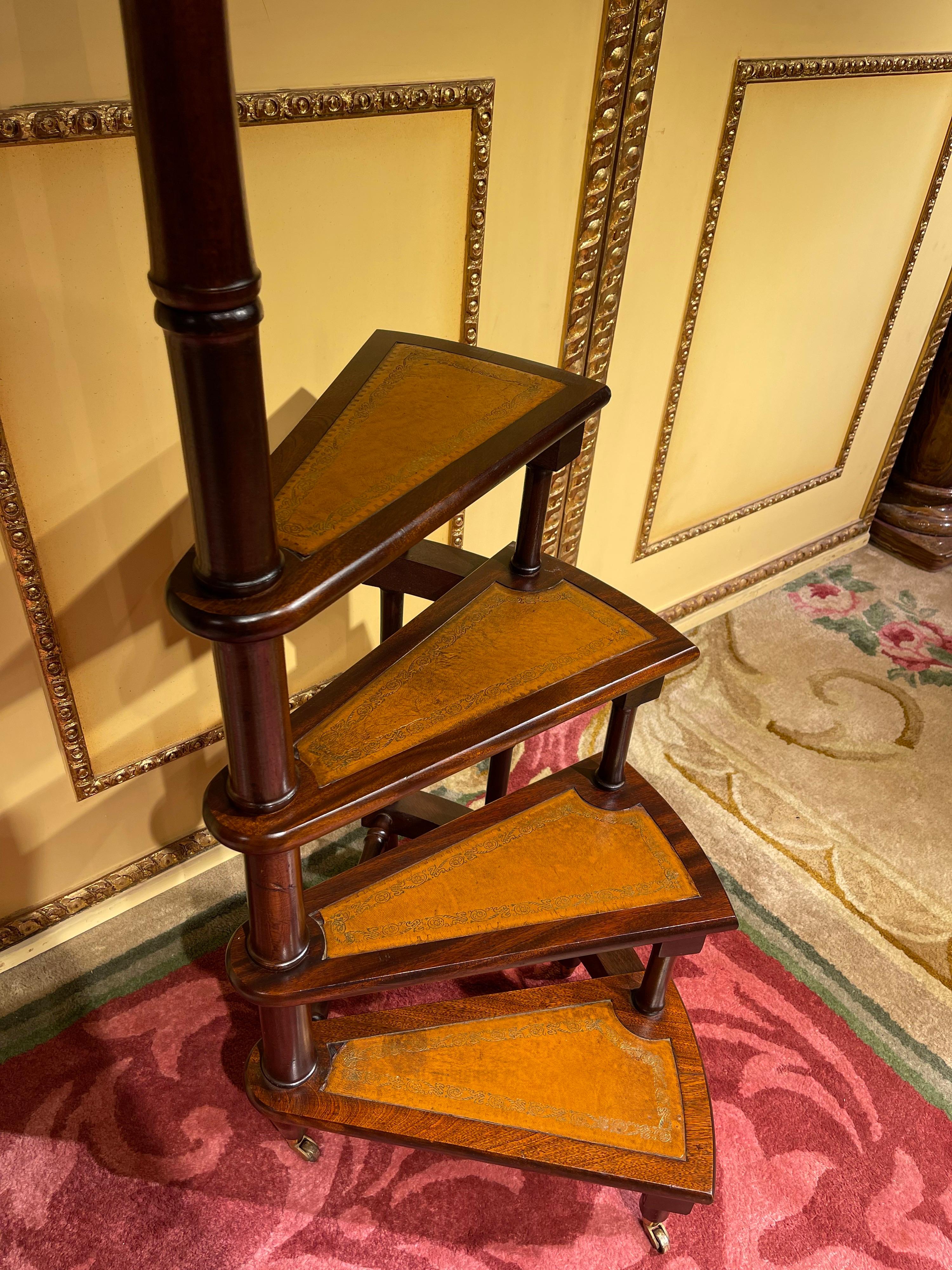 Leather 20th Century English Library Step or Stairs/Stepladder, Victorian with Casters For Sale