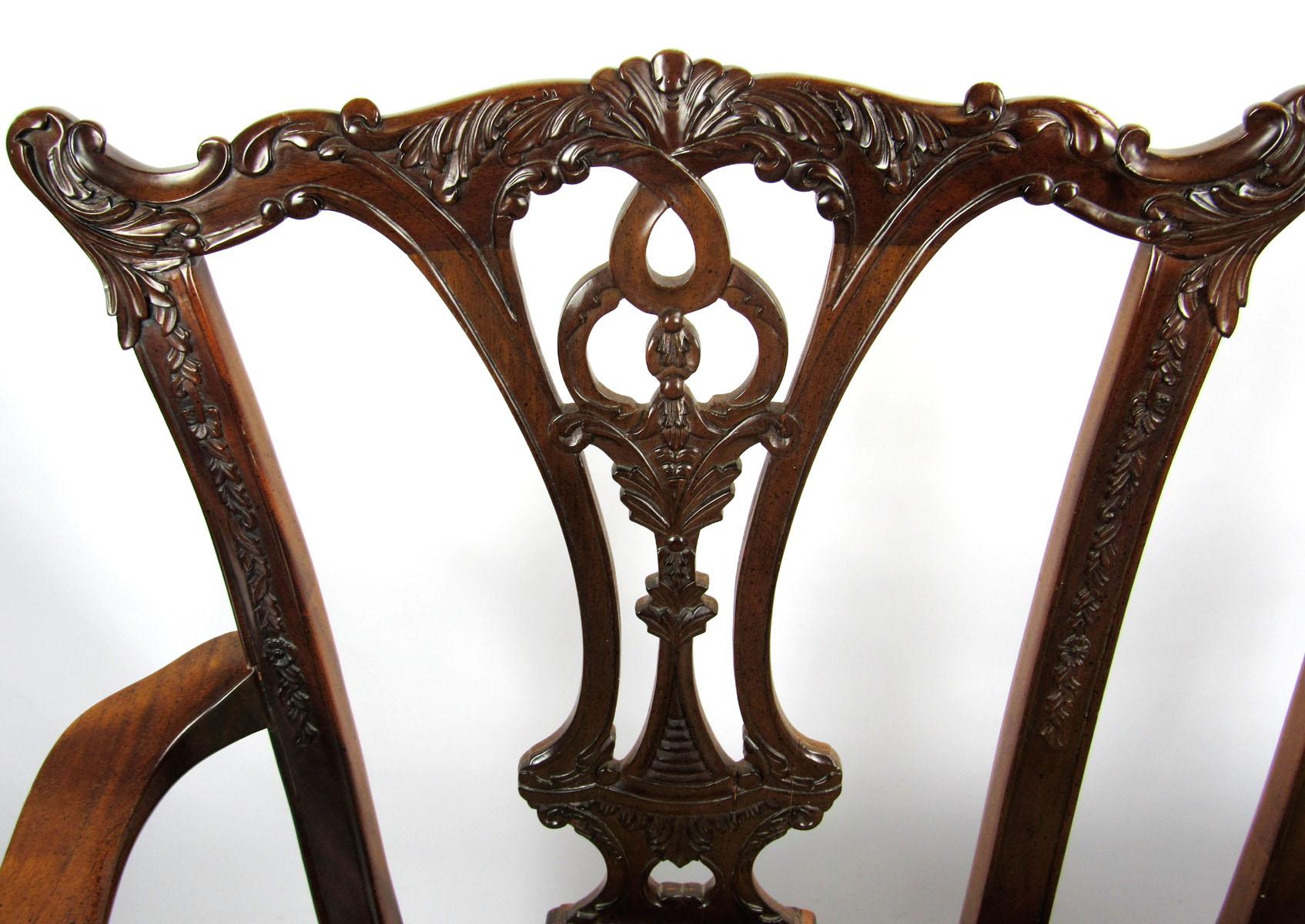 20th Century English Mahogany Settee In Excellent Condition For Sale In Dallas, TX