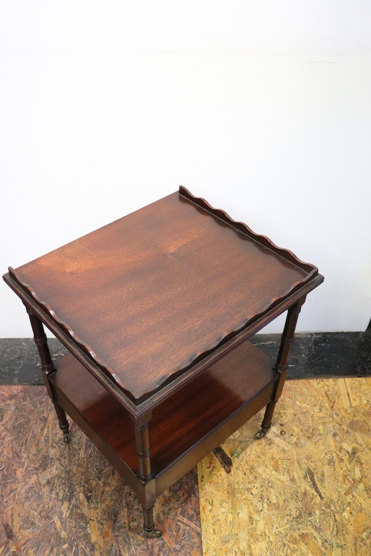 20th Century English Mahogany Wood Side Table or Cocktail Table 6