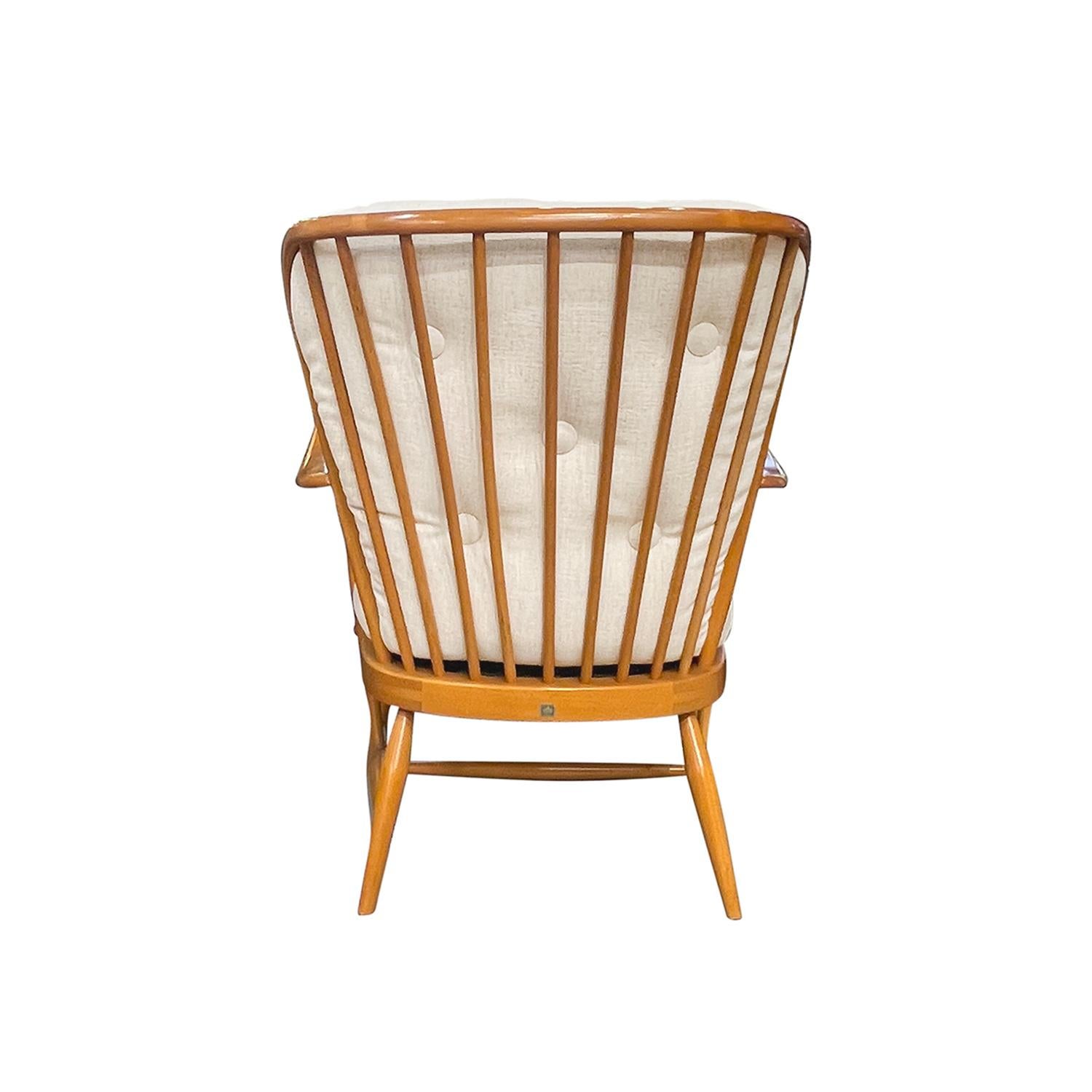 20th Century English Modern Beechwood Armchair - Single Vintage Side Chair For Sale 3