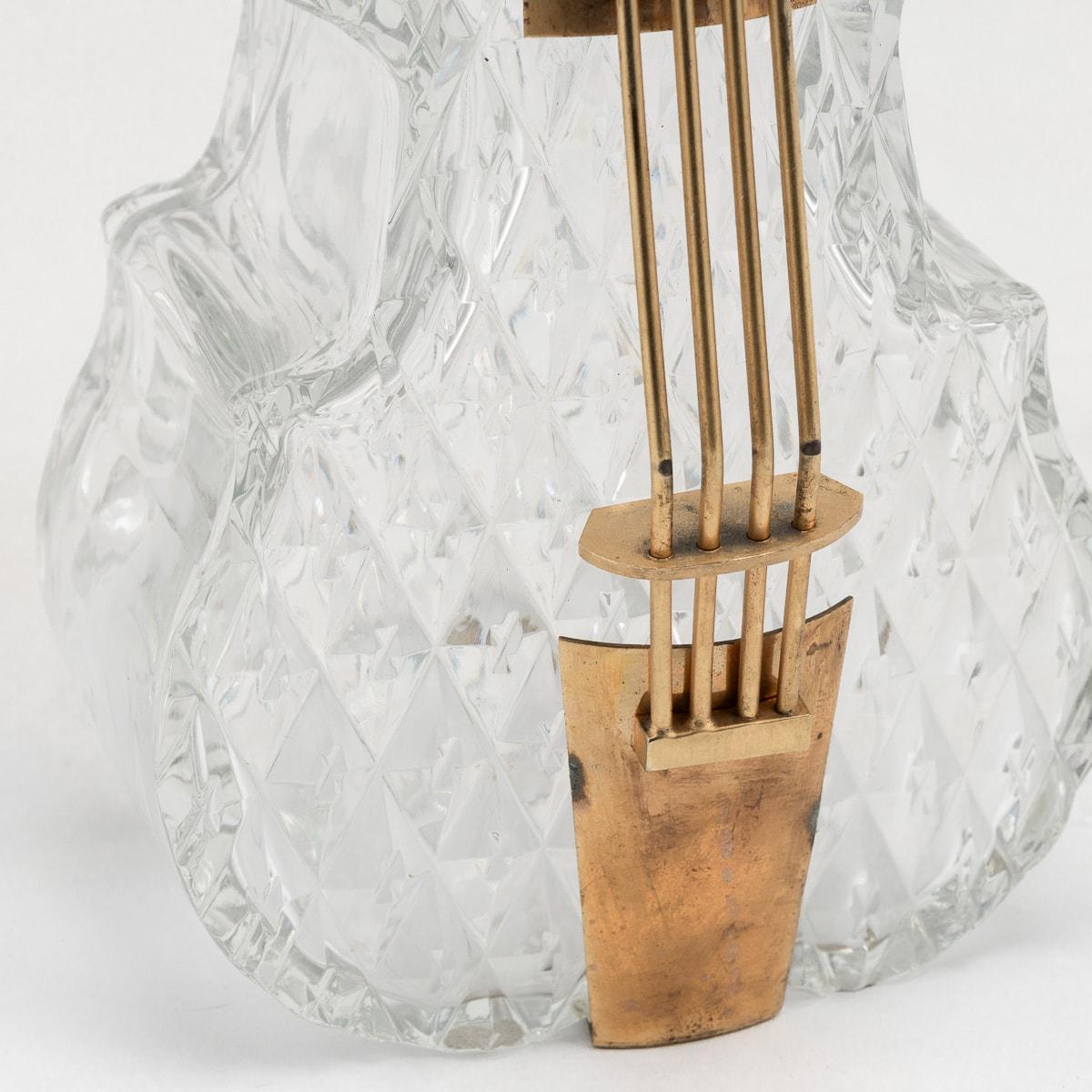 20th Century English Novelty Cut Glass Decanter In The Shape Of A Double Bass 7