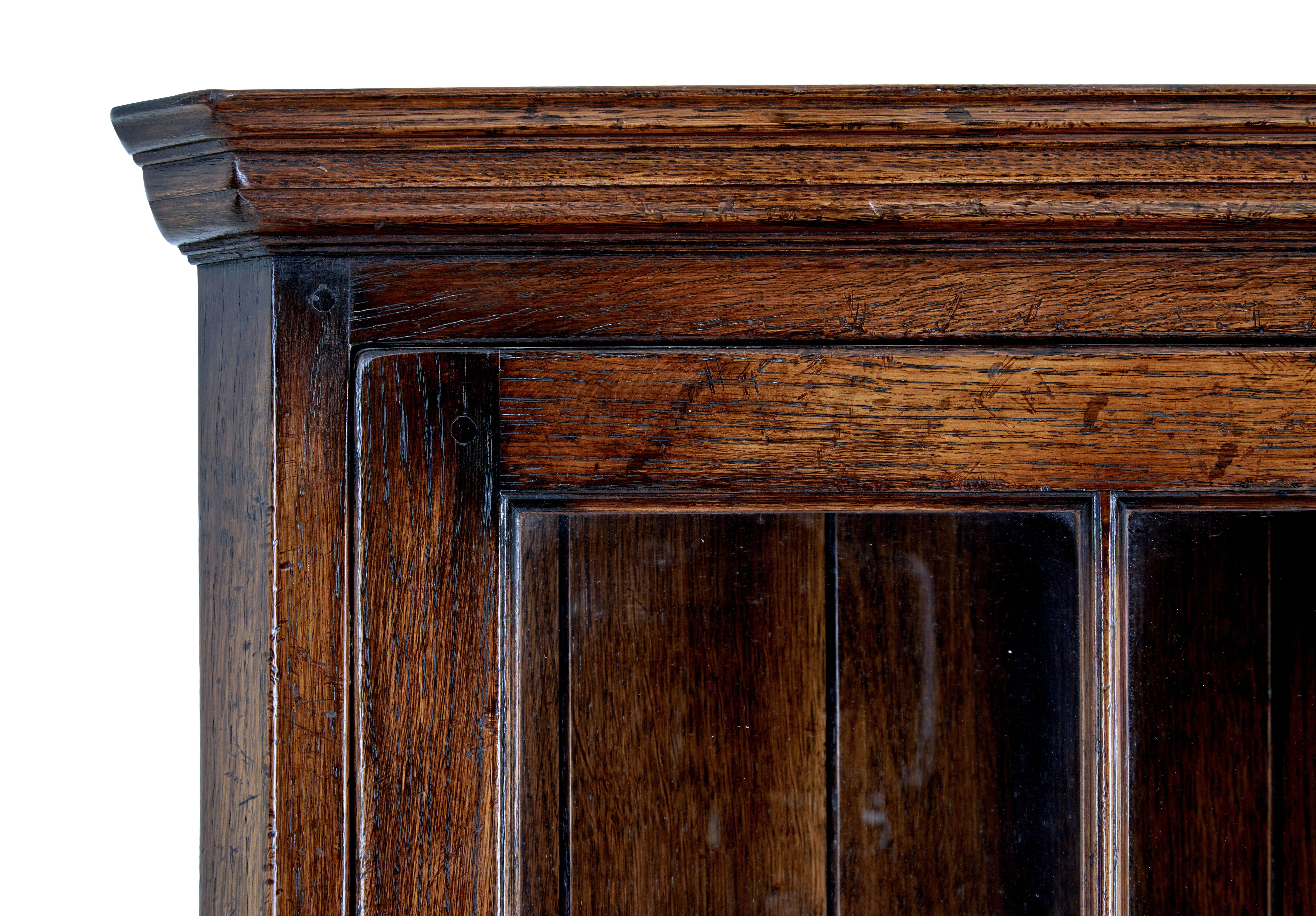 20th Century English Oak Corner Cabinet In Good Condition In Debenham, Suffolk