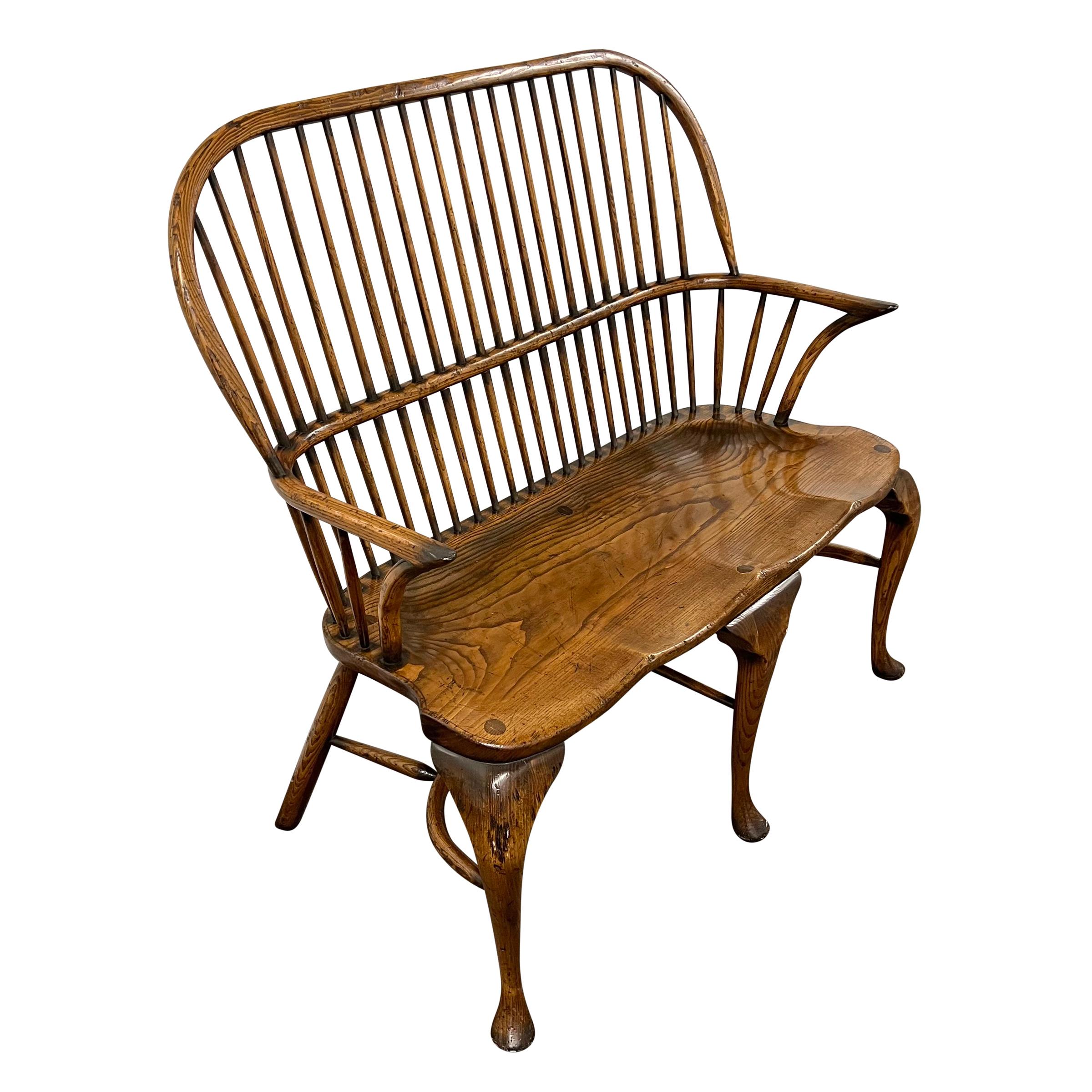 20th Century English Oak Sack-Back Bench For Sale 1