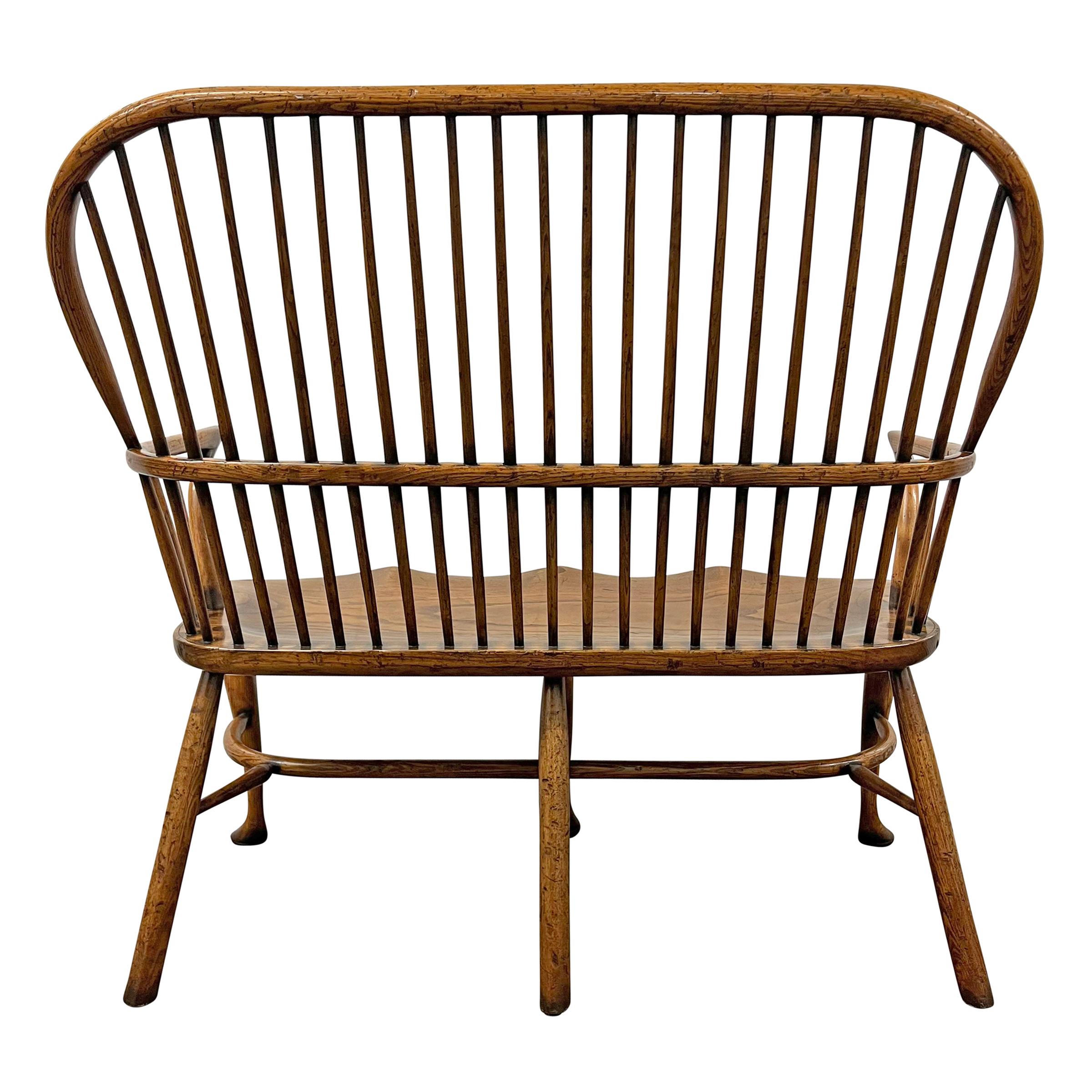 20th Century English Oak Sack-Back Bench For Sale 3