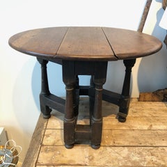 20th Century English Oak Small Gate Leg Table