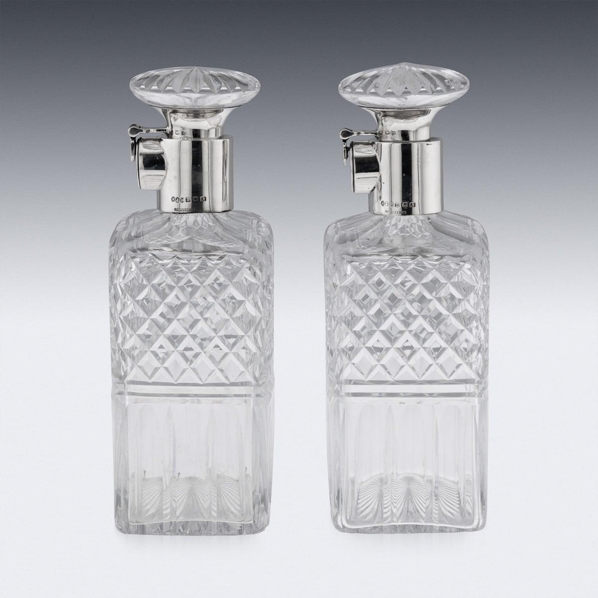 20. Jahrhundert Englisch Paar von massivem Silber & geschliffenem Glas Verriegelung Karaffen c.1925 (Britisch) im Angebot
