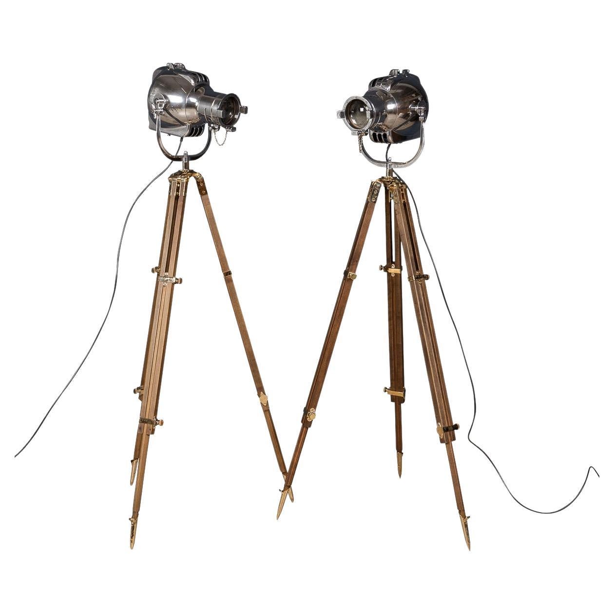 Vintage Strand Lighting 119 For Sale on 1stDibs