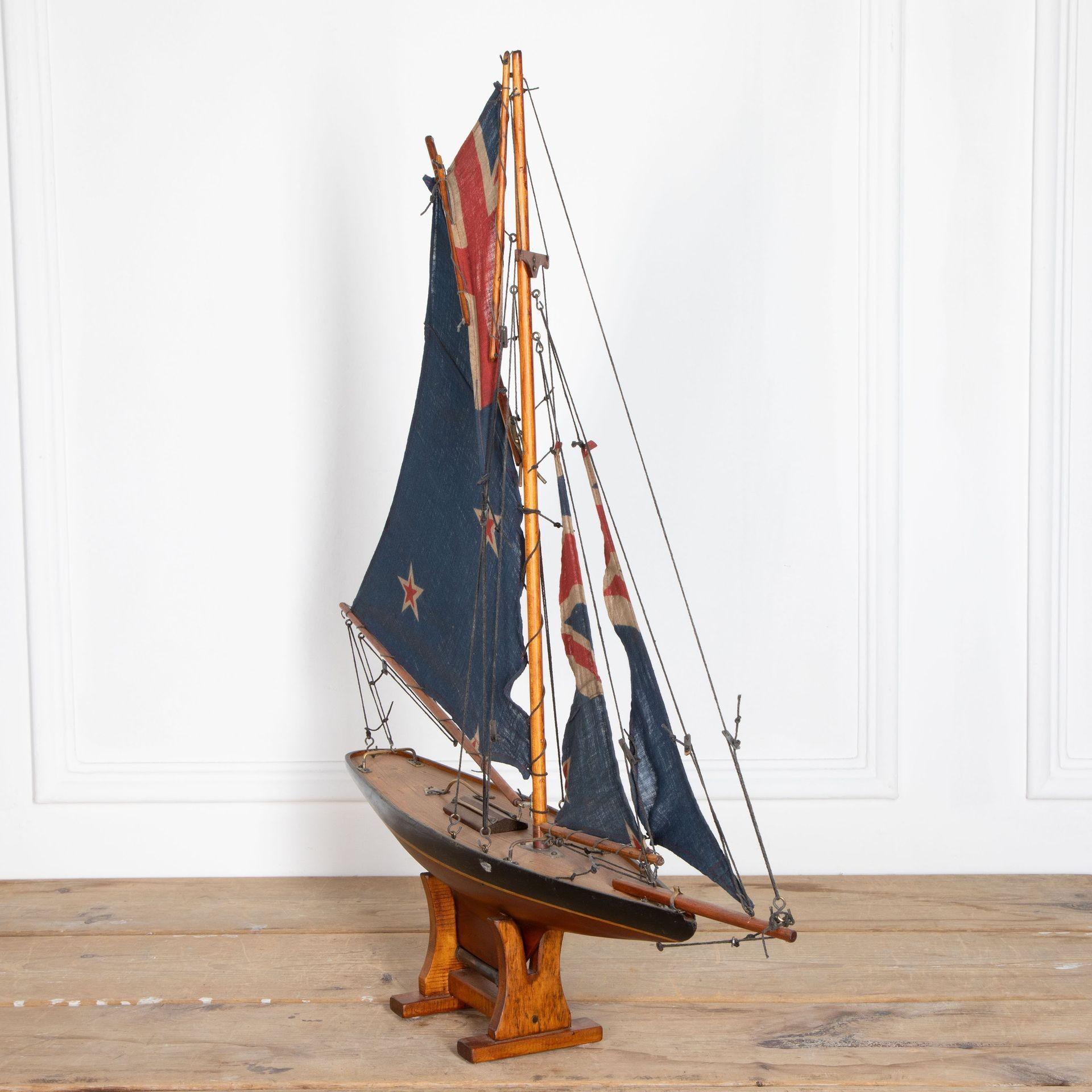 20th Century English Pond Yacht In Good Condition In Gloucestershire, GB